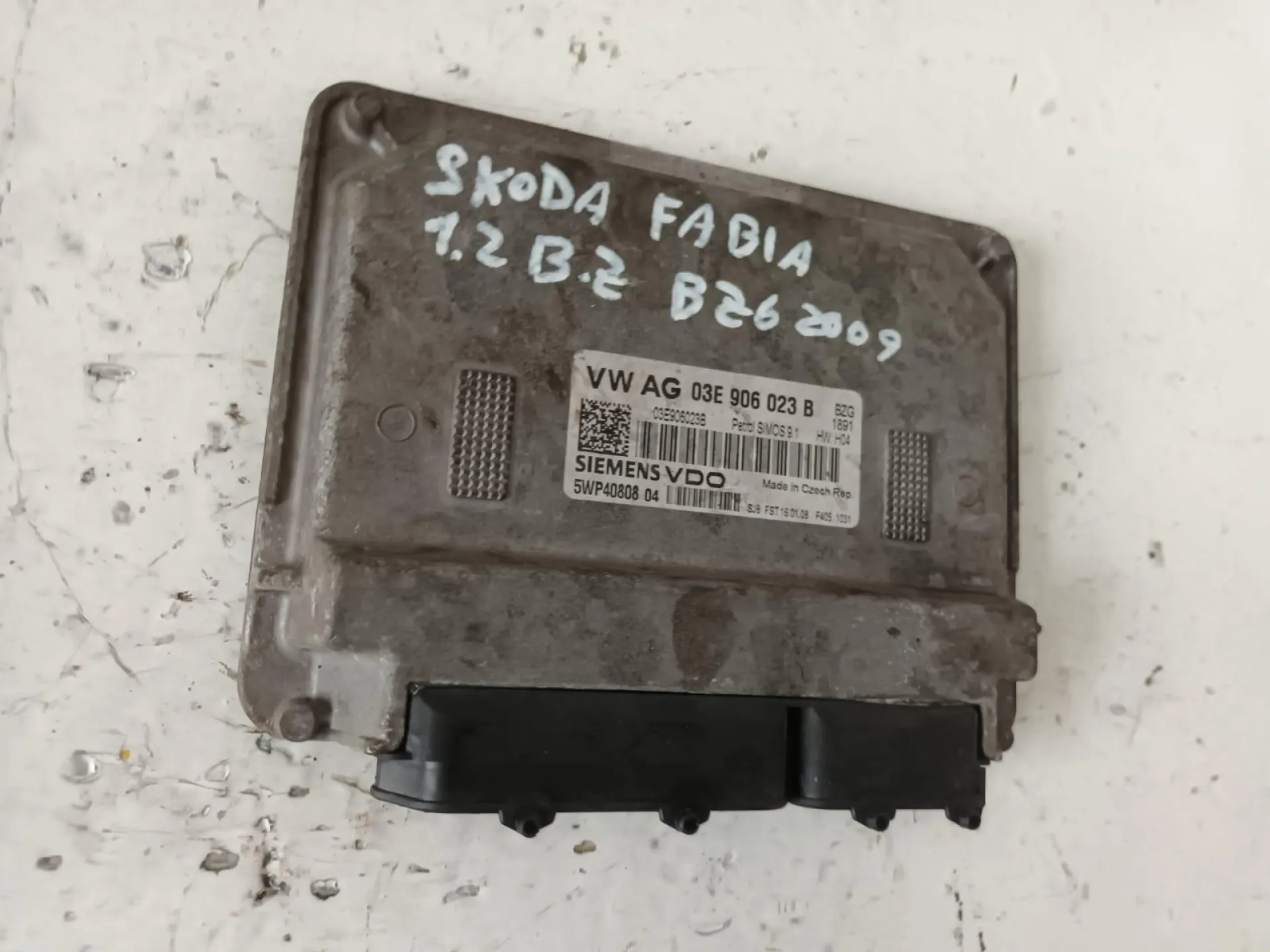 CENTRALINA MOTORE con codice 03E906023B da SKODA Fabia Berlina 2Â° Serie 1200 Benzina con codice motore BZG (2009)