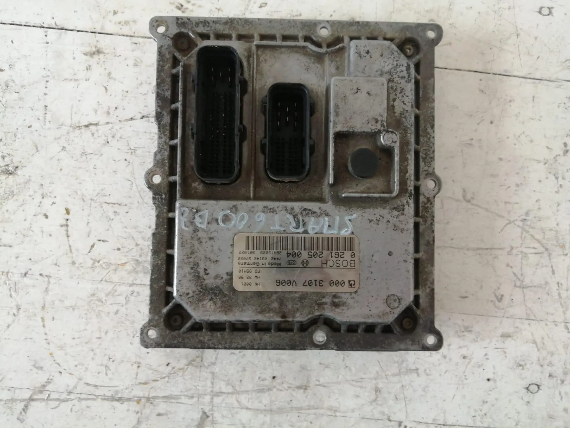 CENTRALINA MOTORE con codice 0261205004 da SMART Fortwo CoupÃ© 2Â° Serie 600 Benzina (2006)