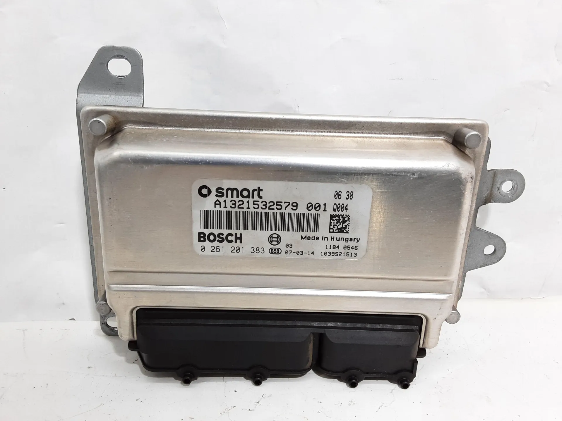 CENTRALINA MOTORE con codice A1321532579 da SMART Fortwo Coupé 3° Serie (w 451) 1000 Benzina 52 kW / 71 CV (2007)