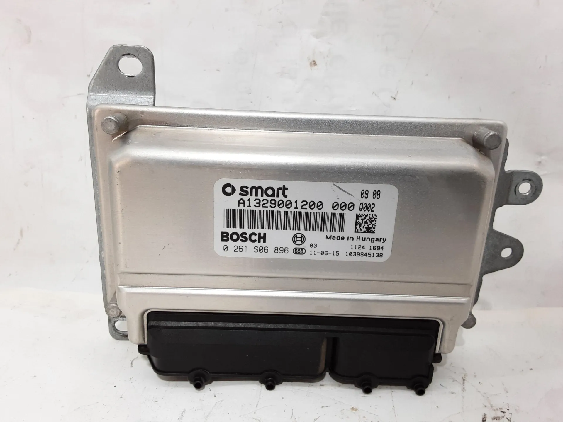 CENTRALINA MOTORE con codice A1329001200 da SMART Fortwo Coupé 3° Serie (w 451) 1000 Benzina 52 kW / 71 CV con codice motore 3B21/M 132.910