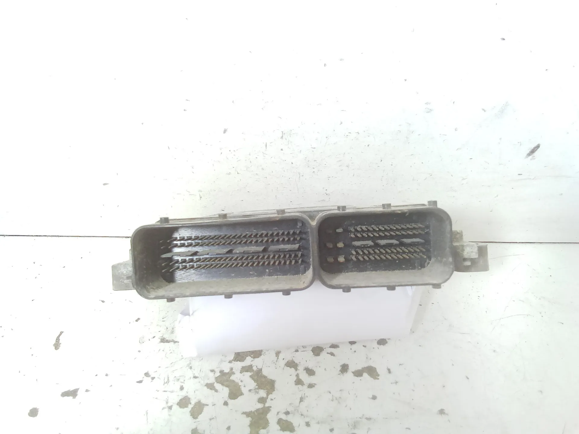 CENTRALINA MOTORE con codice 6715400032 da SSANGYONG Korando 2Â° Serie 2000 Diesel 129 (2011)