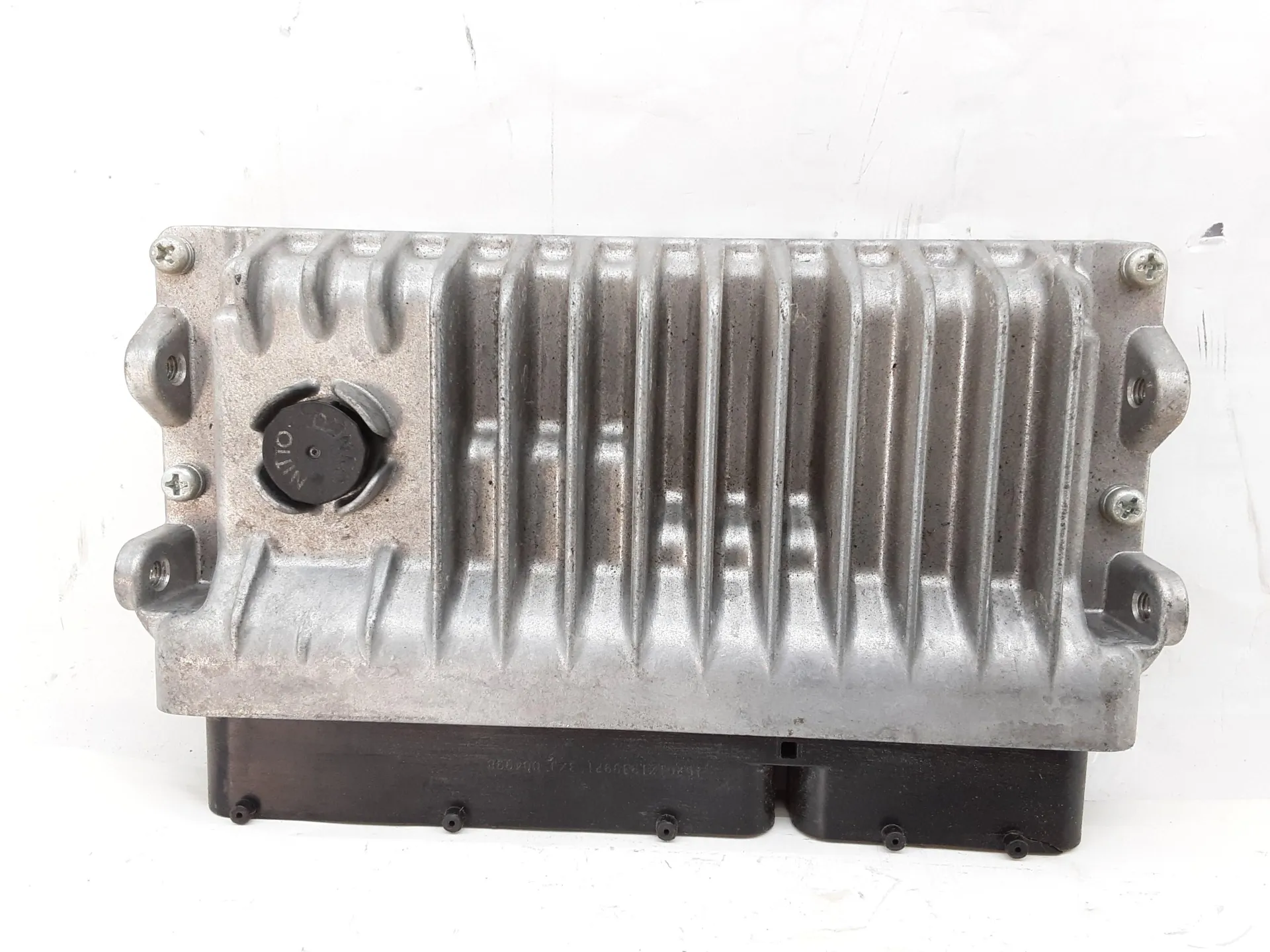 CENTRALINA MOTORE con codice MB2756009480 da TOYOTA Auris 2° Serie 1798 Hybrid 73 (2017)