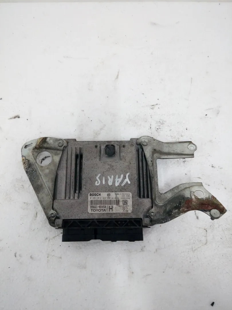 CENTRALINA MOTORE con codice 0281012322 da TOYOTA Yaris Serie (05>08) 1400 Diesel (2008)
