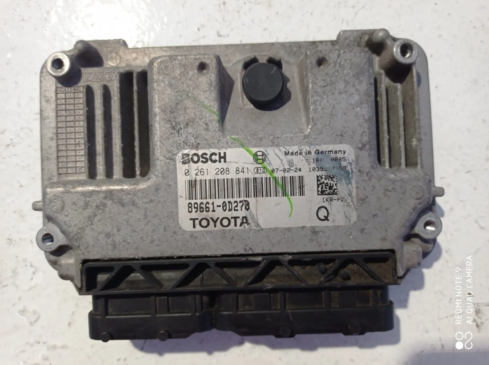 CENTRALINA MOTORE con codice 0261208841 da TOYOTA Yaris Serie (08>11) 1000 Benzina (2006)
