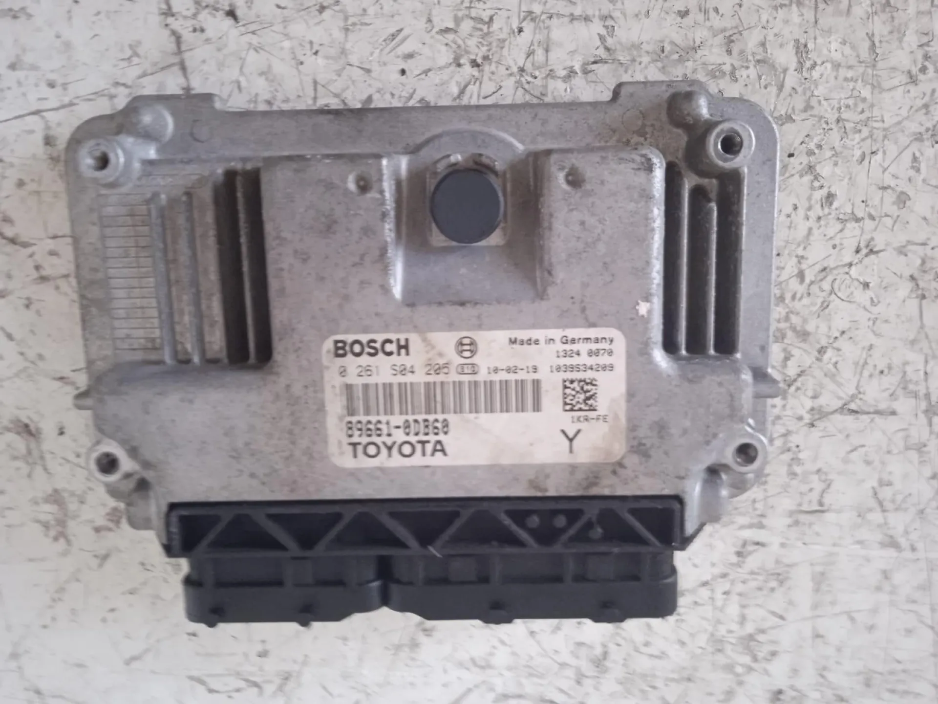 CENTRALINA MOTORE con codice 0261S04205 da TOYOTA Yaris Serie (08>11) 1000 Benzina con codice motore 1KR/1KR (2009)