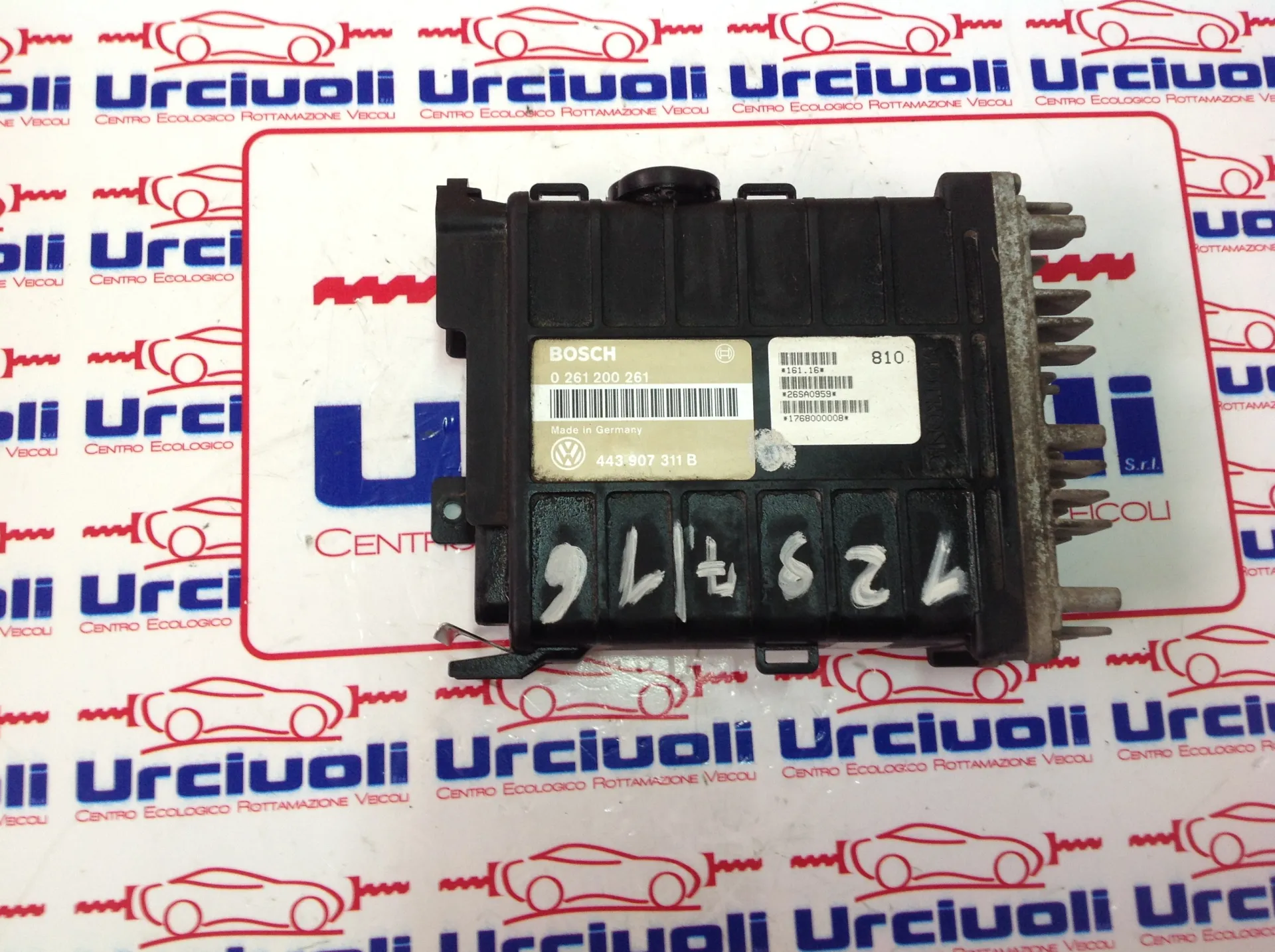 CENTRALINA MOTORE con codice BOSCH 0261200261 da VOLKSWAGEN Passat Berlina 1Â° Serie 1800 Benzina (1991)