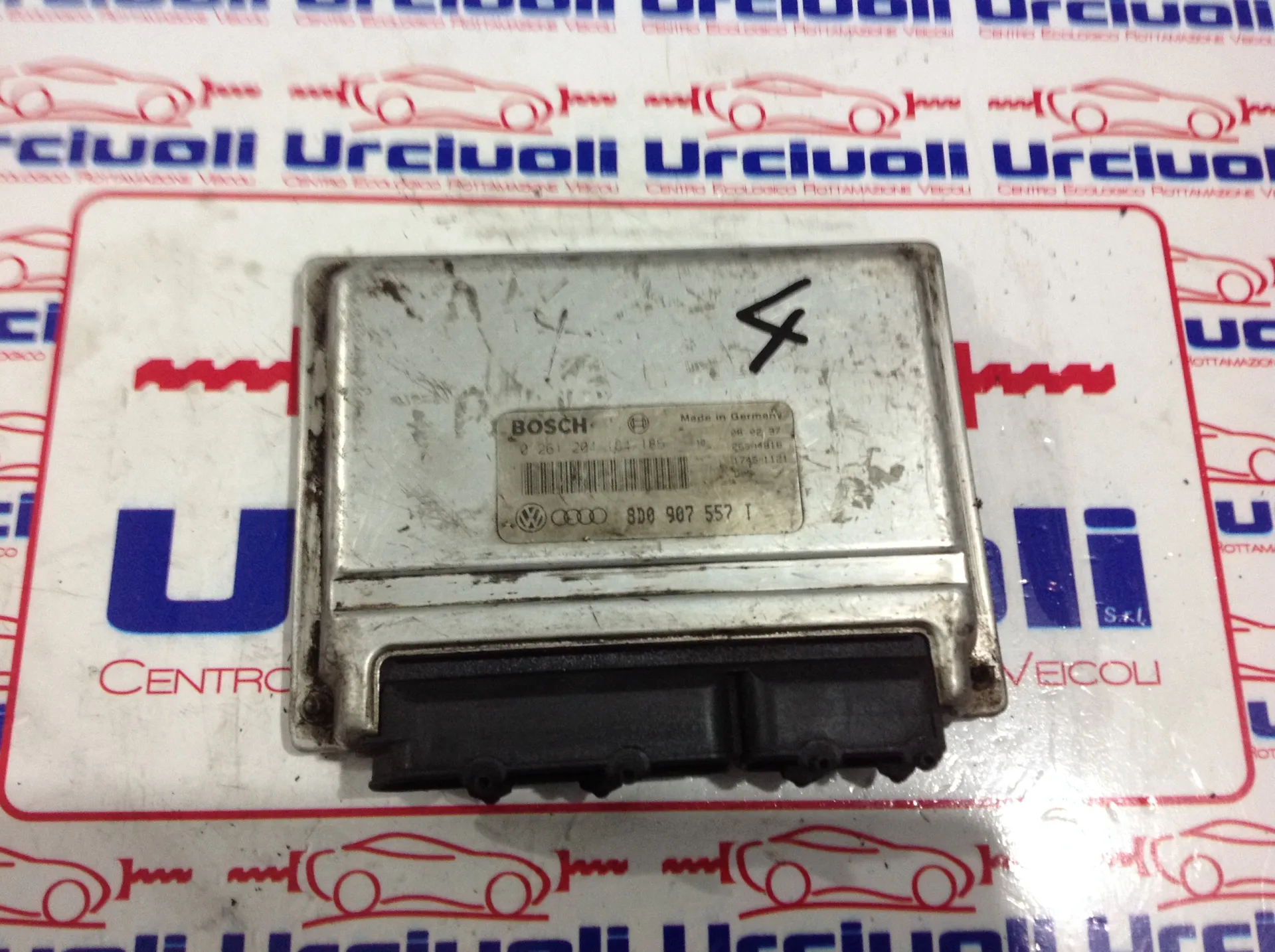 0261204184/185 8D0907557T CENTRALINA MOTORE VOLKSWAGEN Passat Berlina 2Â° Serie 1800 Benzina (2000)