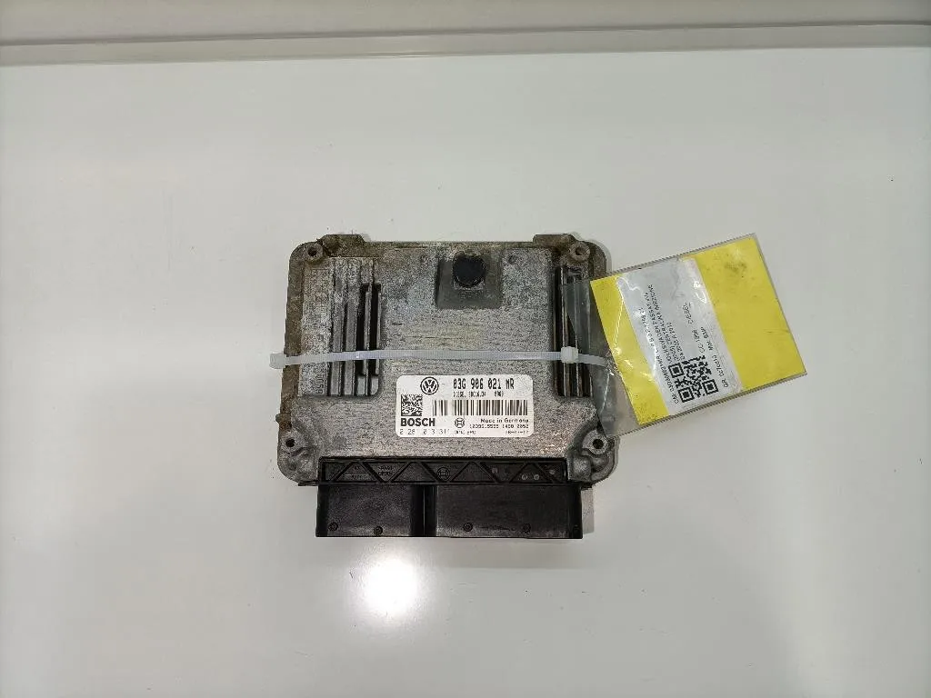 CENTRALINA MOTORE con codice 0281013311 da VOLKSWAGEN Passat Berlina 4Â° Serie 1968 diesel (2005)