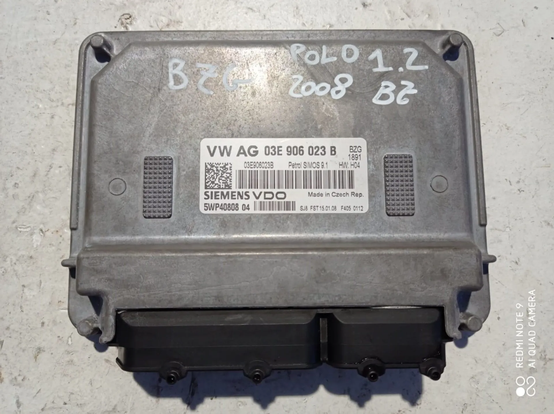 CENTRALINA MOTORE con codice 03E906023B da VOLKSWAGEN Polo 4Â° Serie 1200 Benzina (2008)