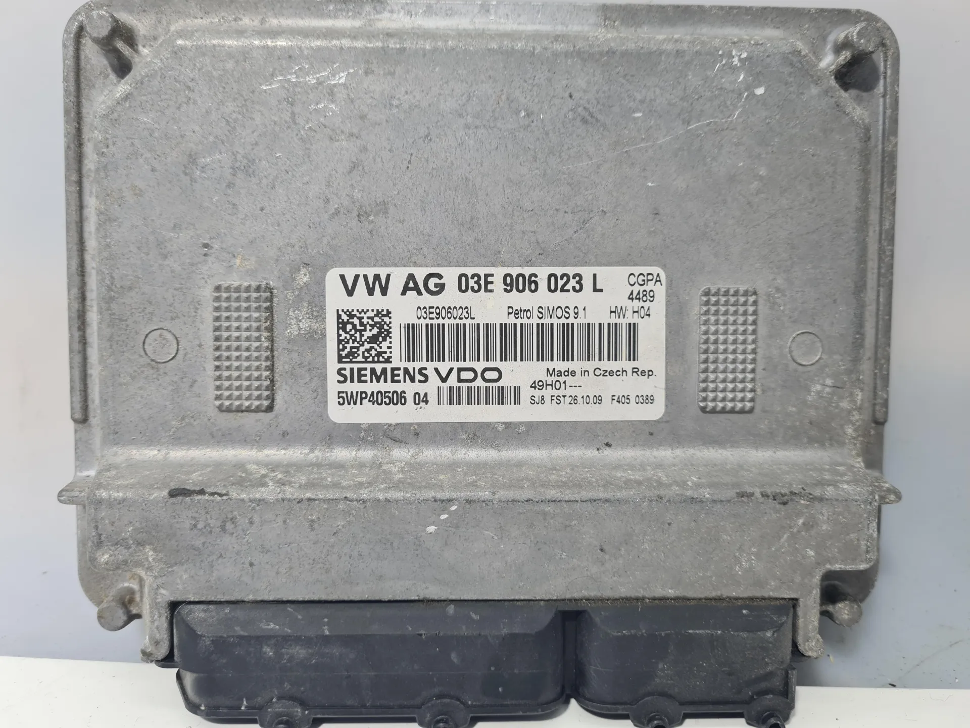 CENTRALINA MOTORE con codice 03E906023L da VOLKSWAGEN Polo 5° Serie Benzina