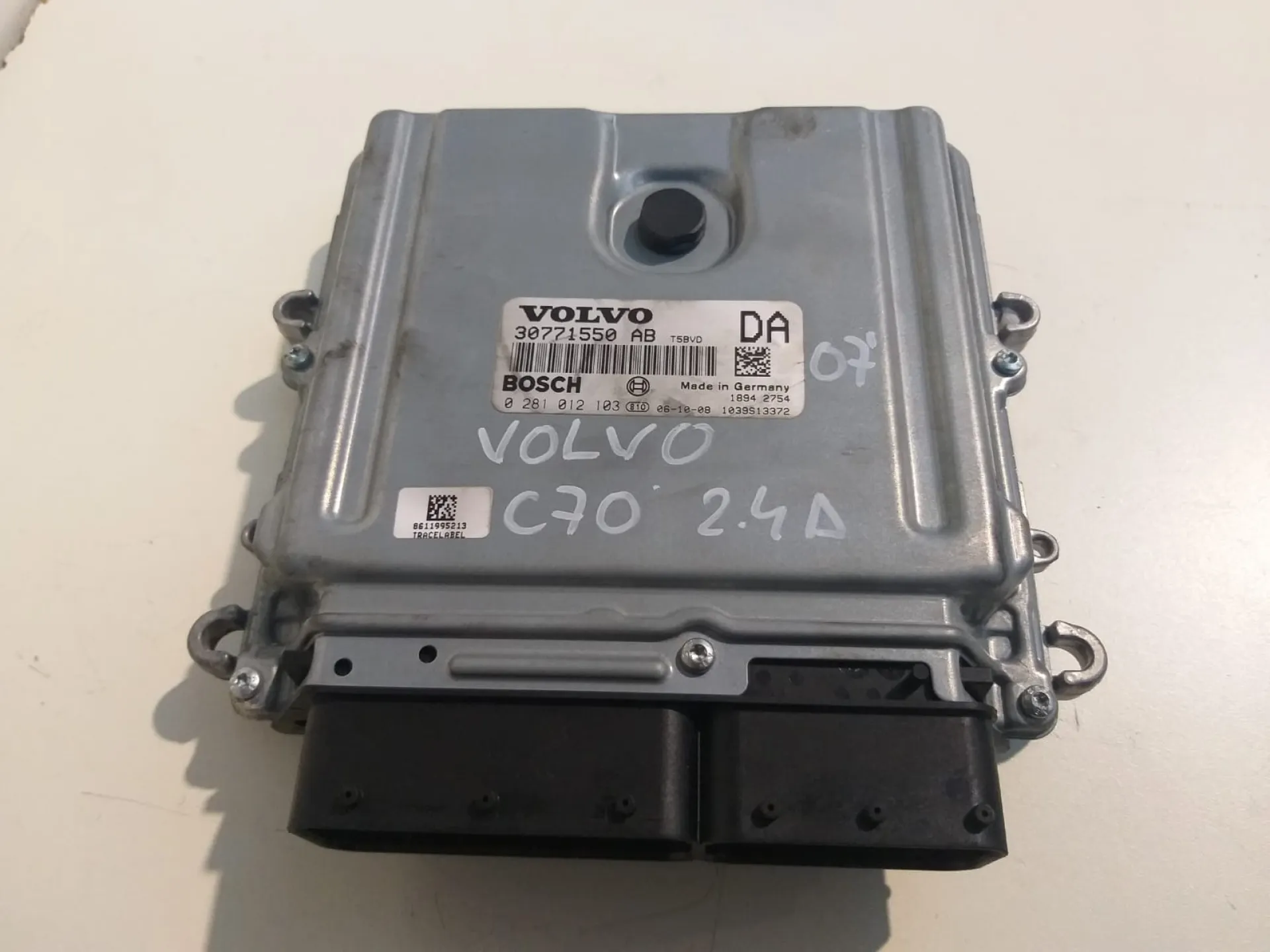 Centralina motore Volvo C70 2.4 D del 2007 CODICE RICAMBIO : 307715550