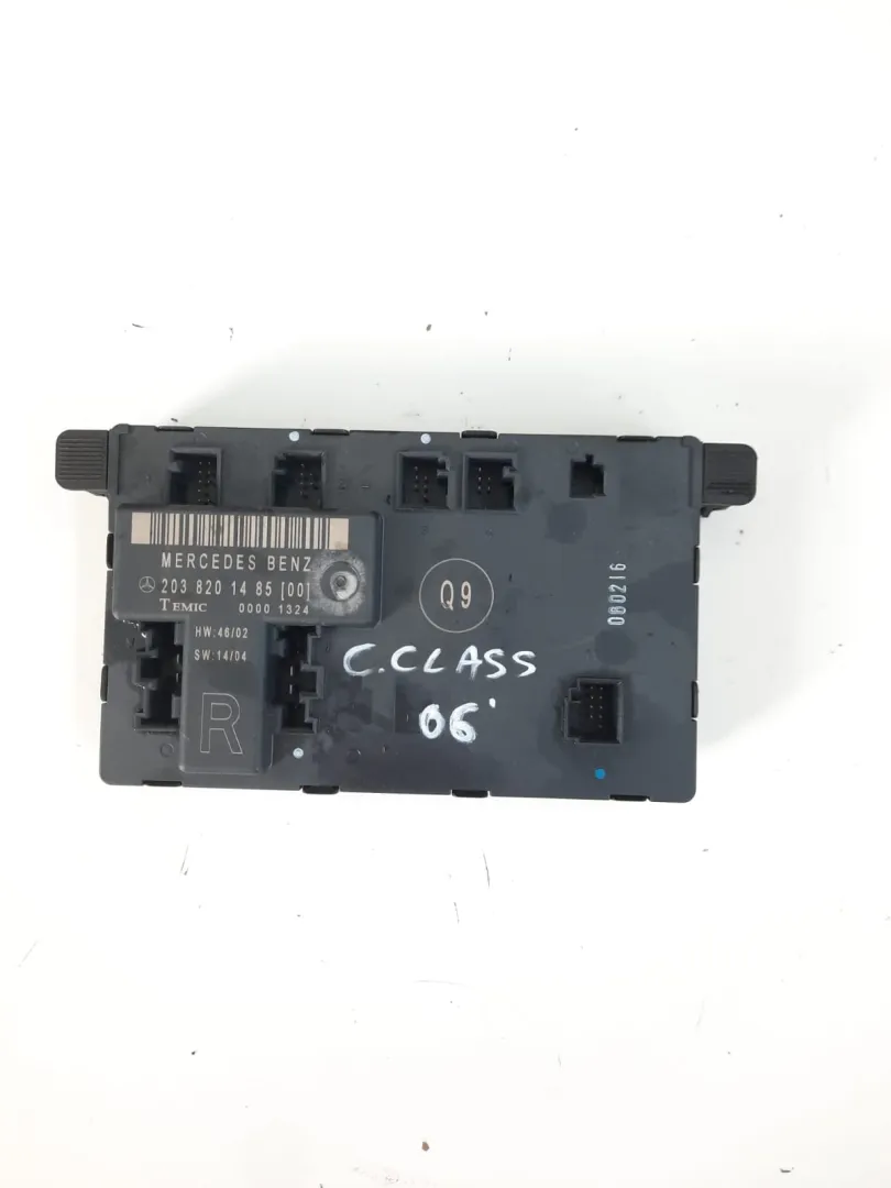 Centralina porta anteriore destra Mercedes Classe C 2.2 D del 2006 CODICE RICAMBIO : 2038201485