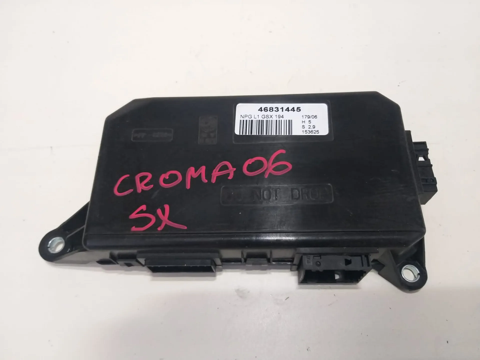 Centralina porta anteriore sinistra Fiat Croma 1.9 D del 2006 CODICE RICAMBIO : 46831445