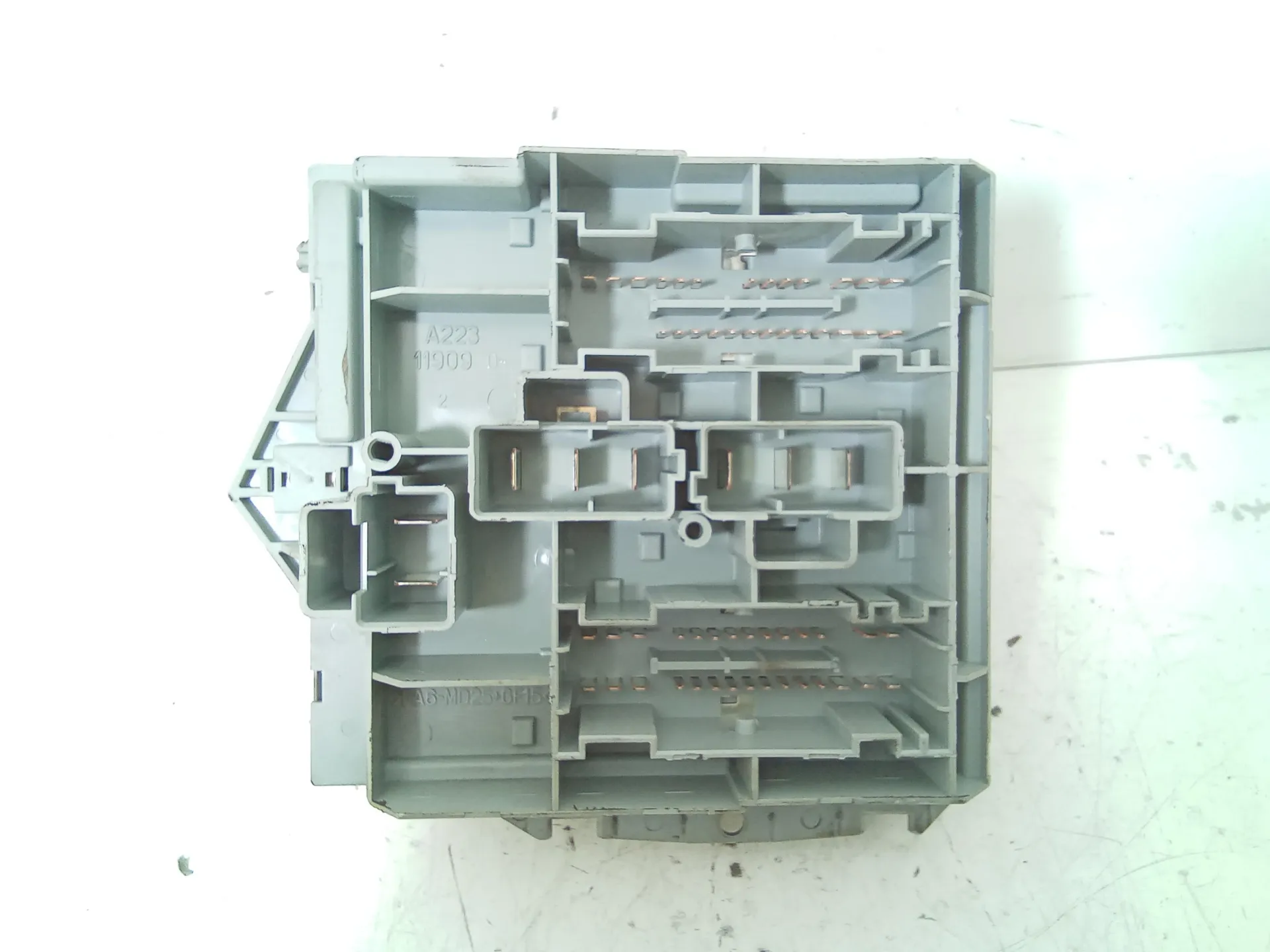 CENTRALINA PORTA FUSIBILI con codice 50504455 da ALFA ROMEO 159 Berlina Serie (939_) (05>11) 1900 Diesel (2006)
