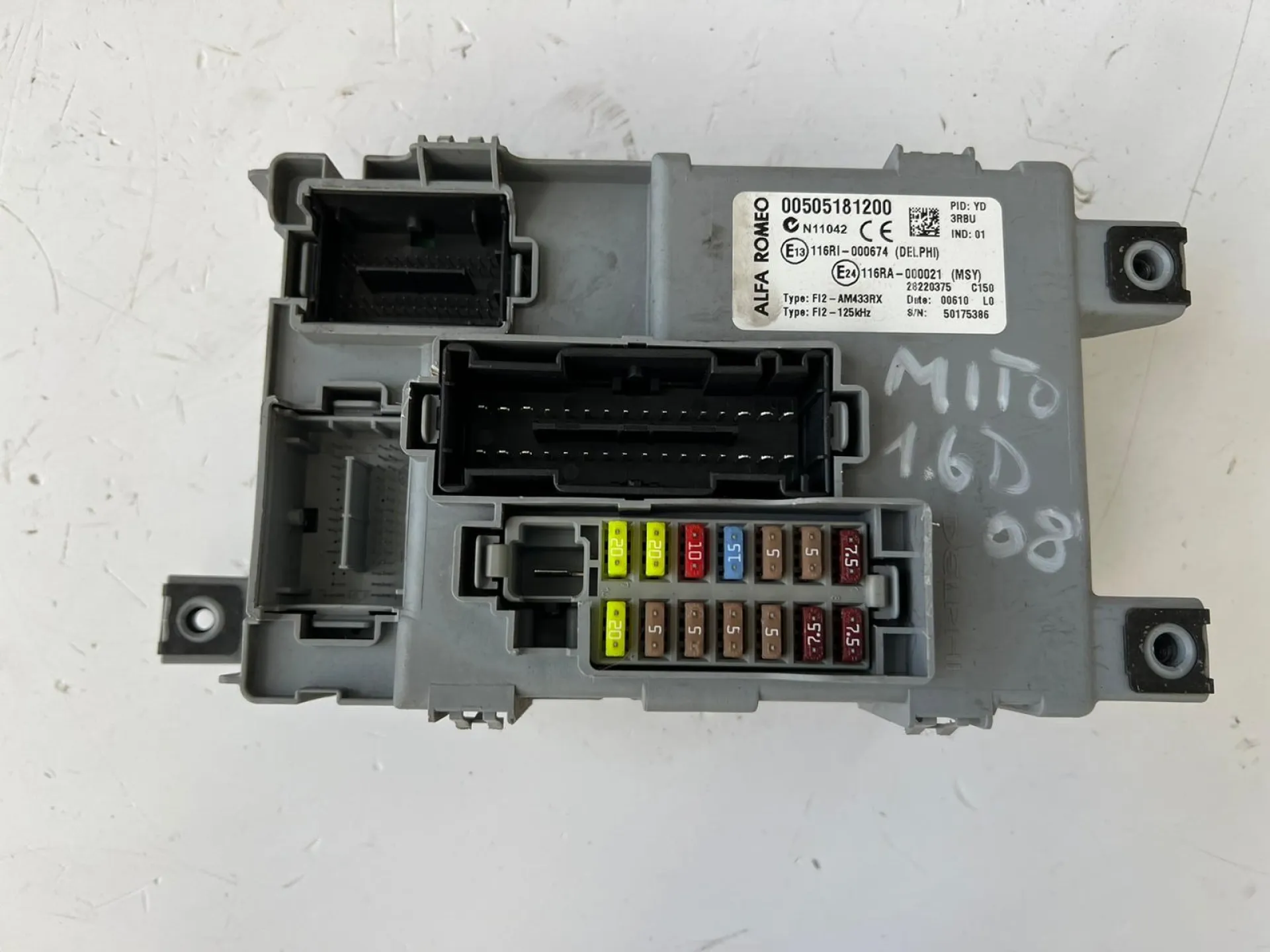 Centralina porta fusibili Alfa Romeo Mito 1.6 D del 2008 CODICE RICAMBIO : 00505181200