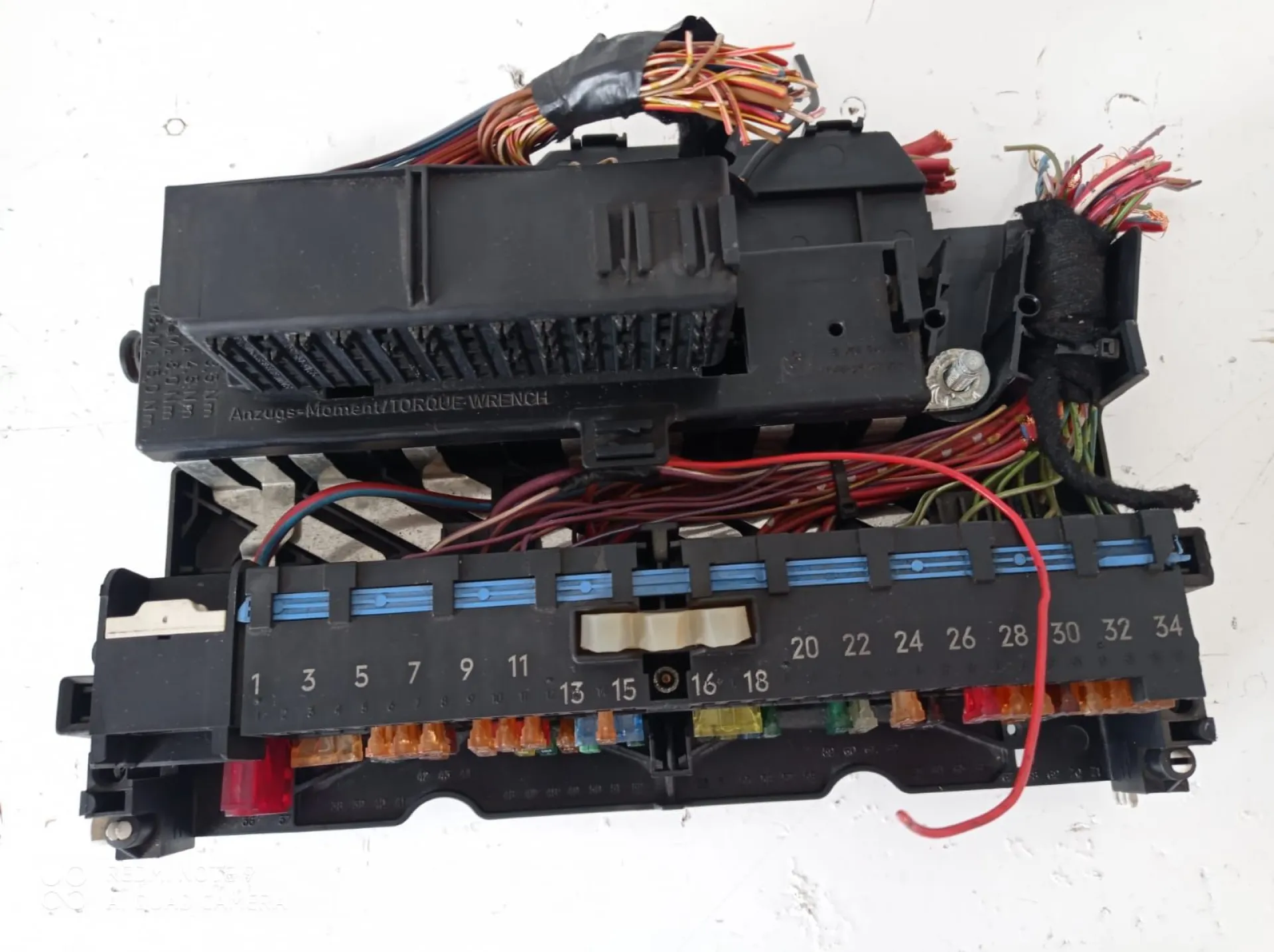 CENTRALINA PORTA FUSIBILI con codice 18500000000 da BMW Serie 3 E46 Berlina (01>05) 2000 Diesel (2001)
