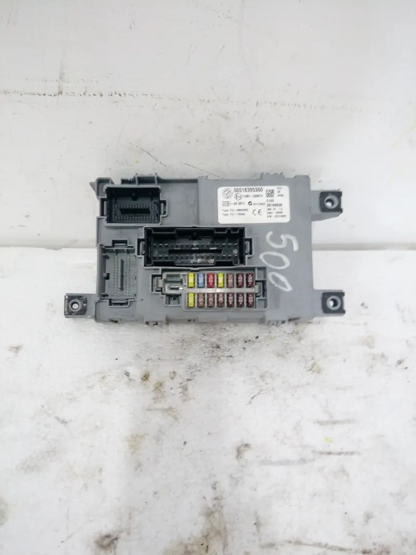 00518395336 / c150 28169539 CENTRALINA PORTA FUSIBILI FIAT 500 Serie (07>14) Diesel (2007)