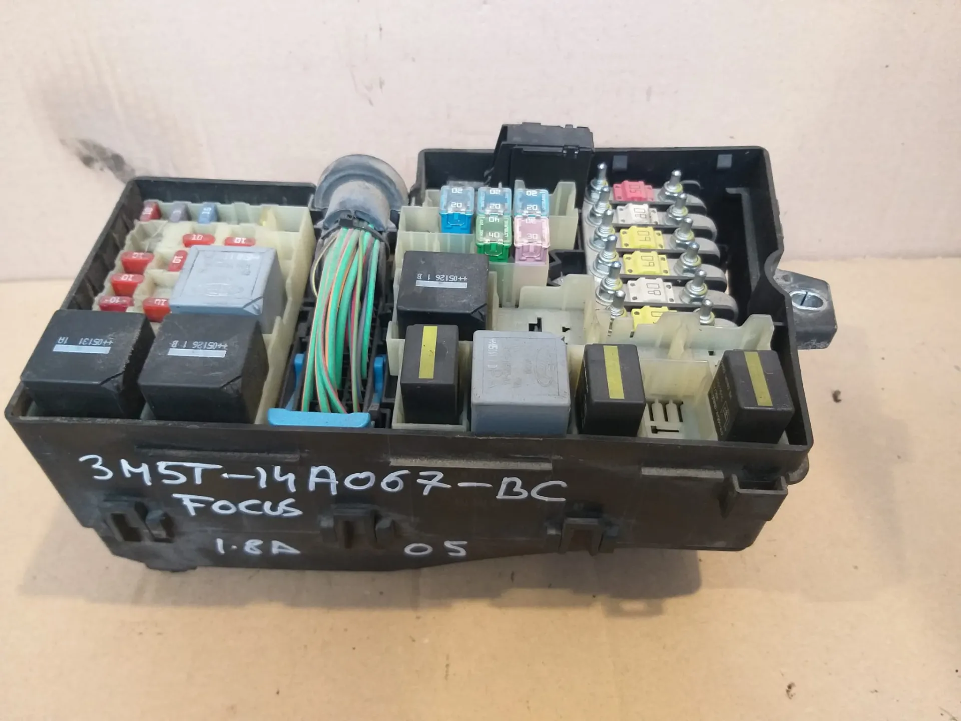 Centralina porta fusibili Ford Focus del 2005 1.8 Diesel CODICE RICAMBIO : 3M5T-14A067-BC