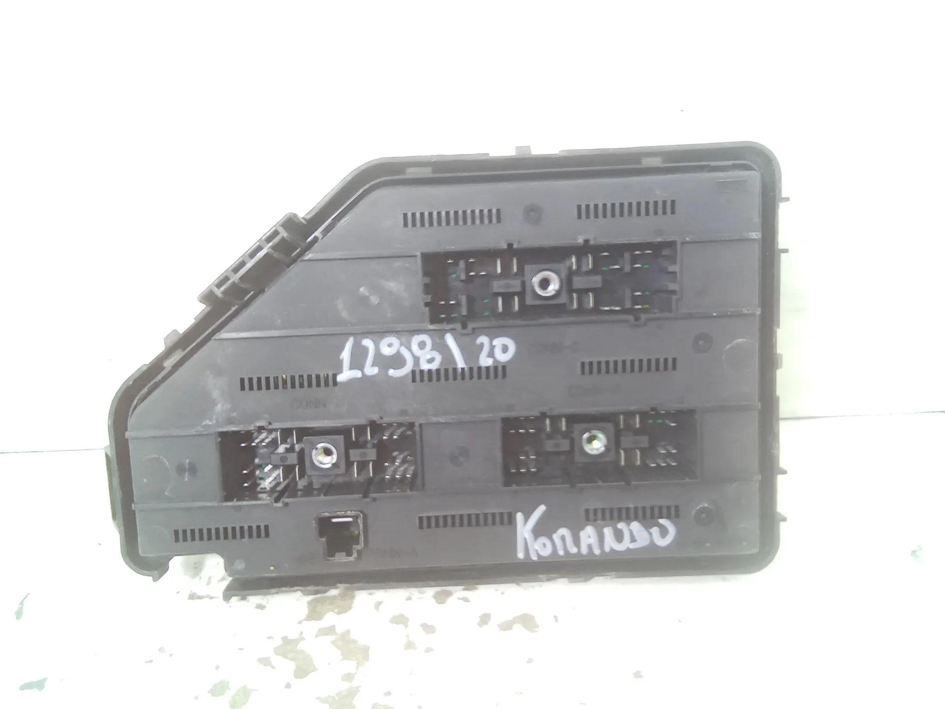CENTRALINA PORTA FUSIBILI con codice 82970 34021 da SSANGYONG Korando 2Â° Serie 2000 Diesel 129 (2011)