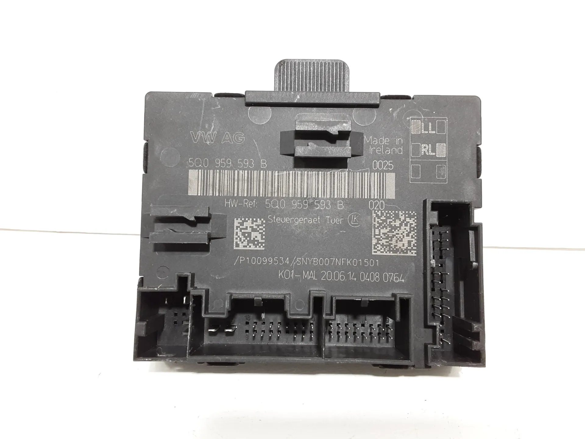 CENTRALINA PORTA SX GUIDA con codice 5Q0959593B da AUDI A3 Sportback Serie (8VA) (12>18) 2000 Diesel 110 kW / 150 CV con codice motore CRL/CRBC, CRLB, CRUA, DBGA, DCYA, DEJA, DFGA (2014)