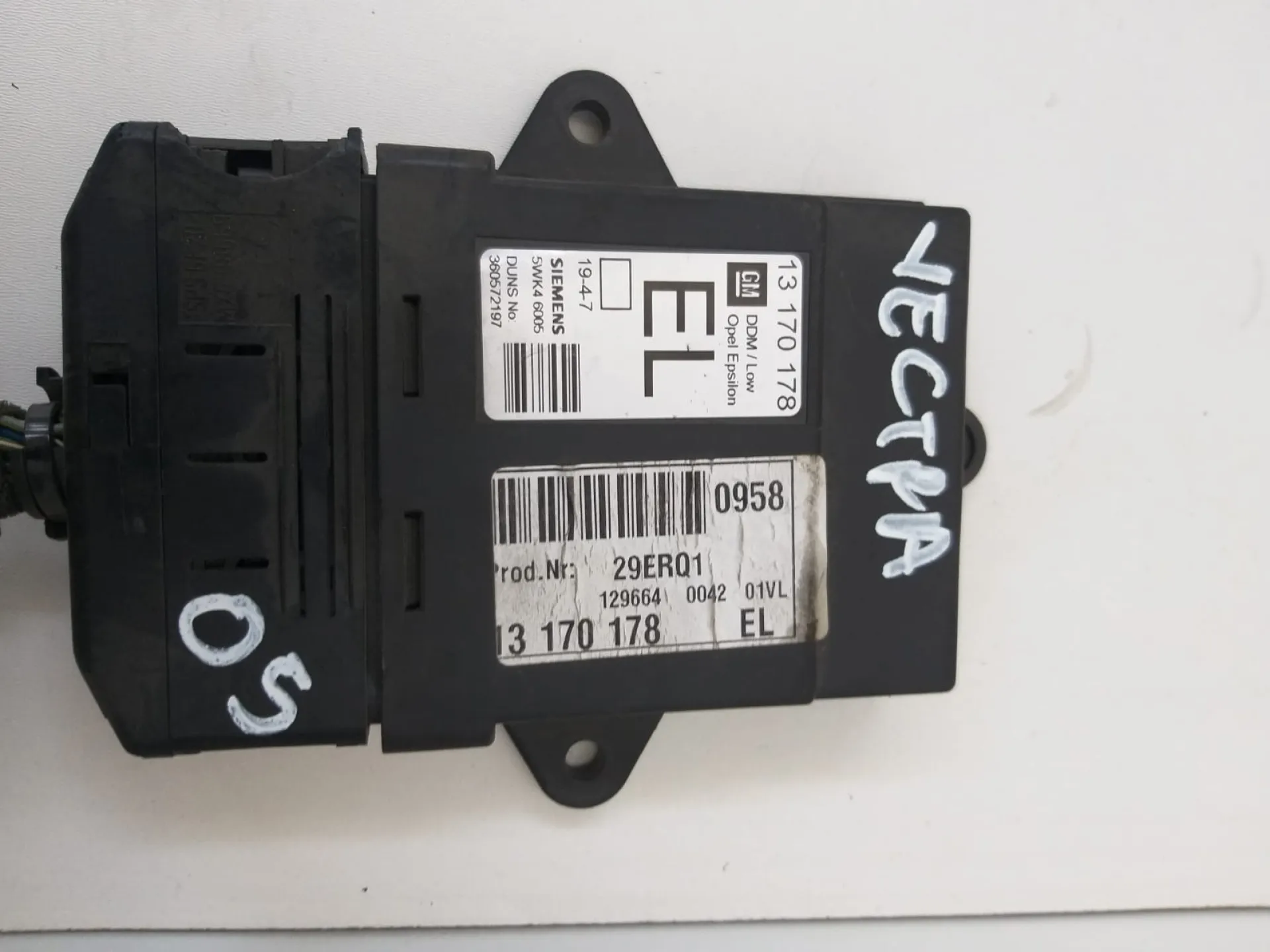 Centralina postra anteriore sinistra Opel Vectra del 2004 2.2 Diesel CODICE RICAMBIO : 13170178