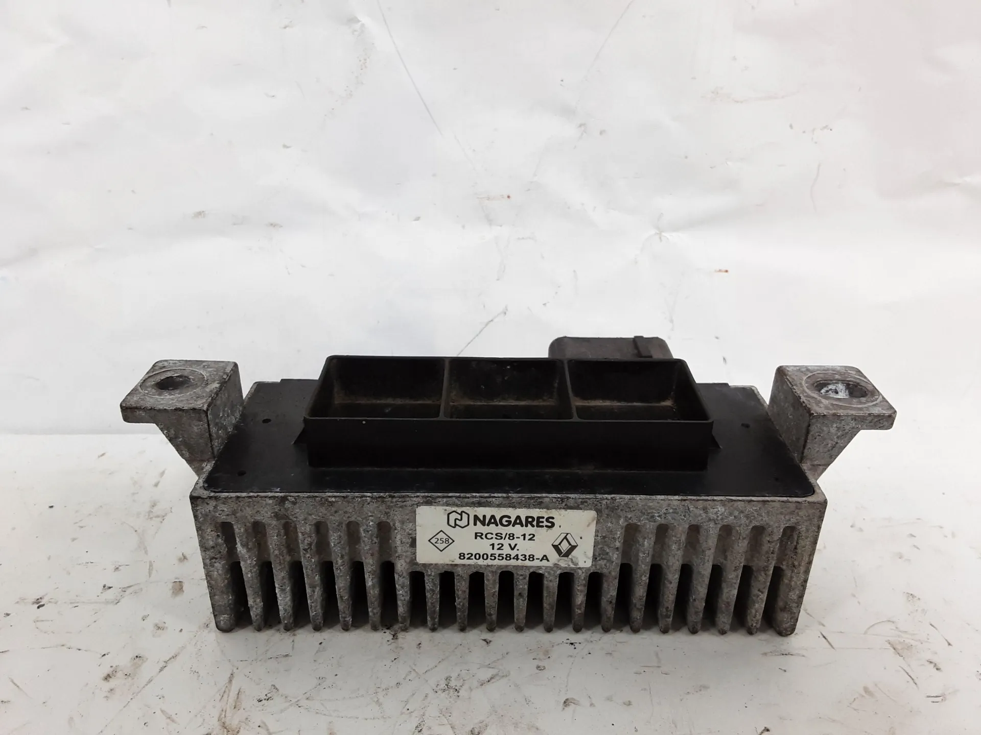 CENTRALINA PRERISCALDAMENTO con codice 8200558438A da NISSAN X-Trail Serie (T32) (14>18) 1600 Diesel 96 kW / 130 CV con codice motore R9M/R9M (2017)