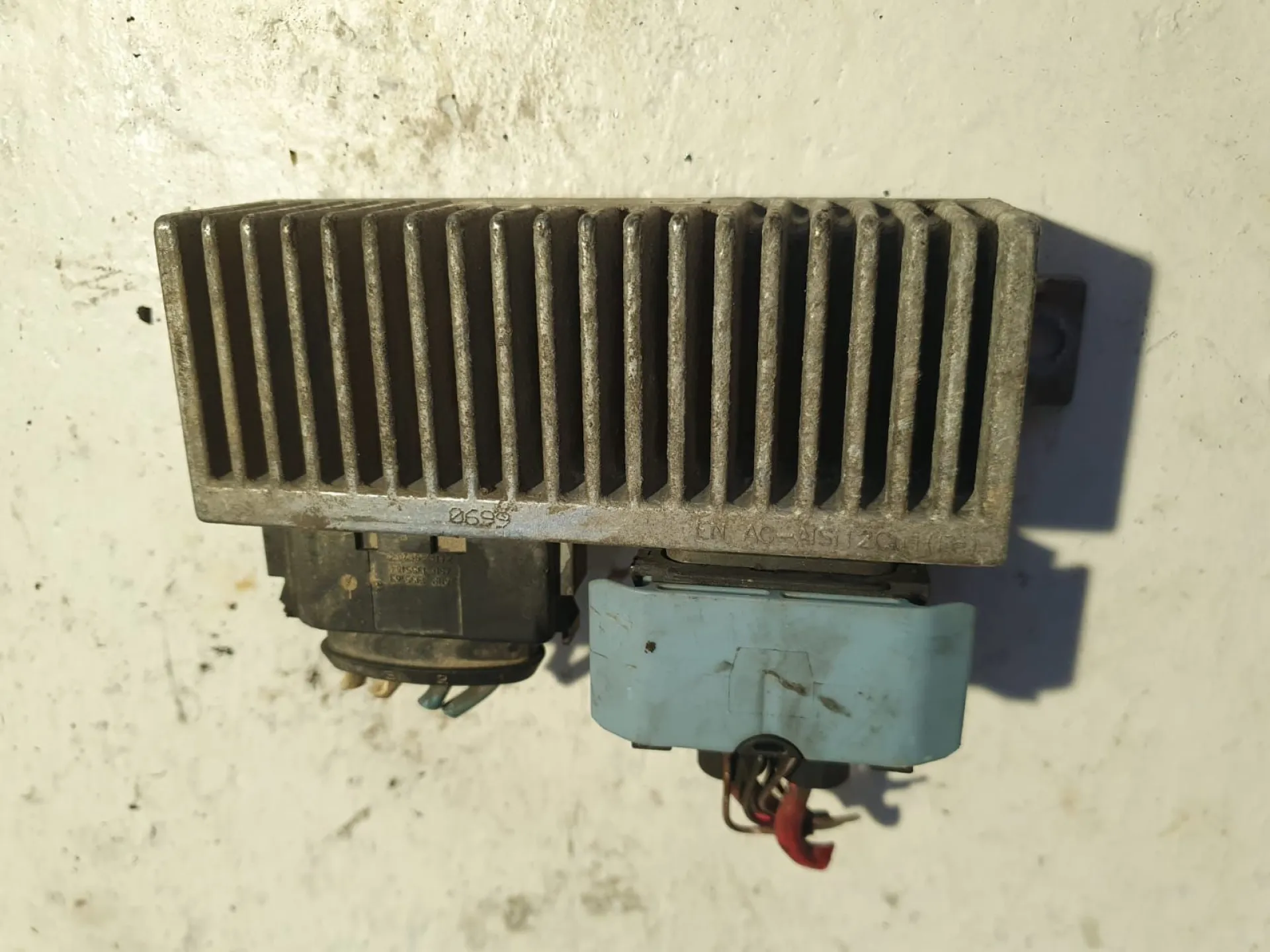 CENTRALINA PRERISCALDAMENTO con codice 8200558438A da RENAULT Scenic Serie (09>16) 1500 Diesel (2015)
