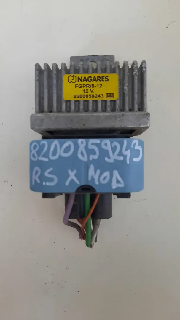 Centralina Resistenza riscaldamento Renault Scenic X-Mod del 2010 1.5 Diesel CODICE RICAMBIO : 8200859243