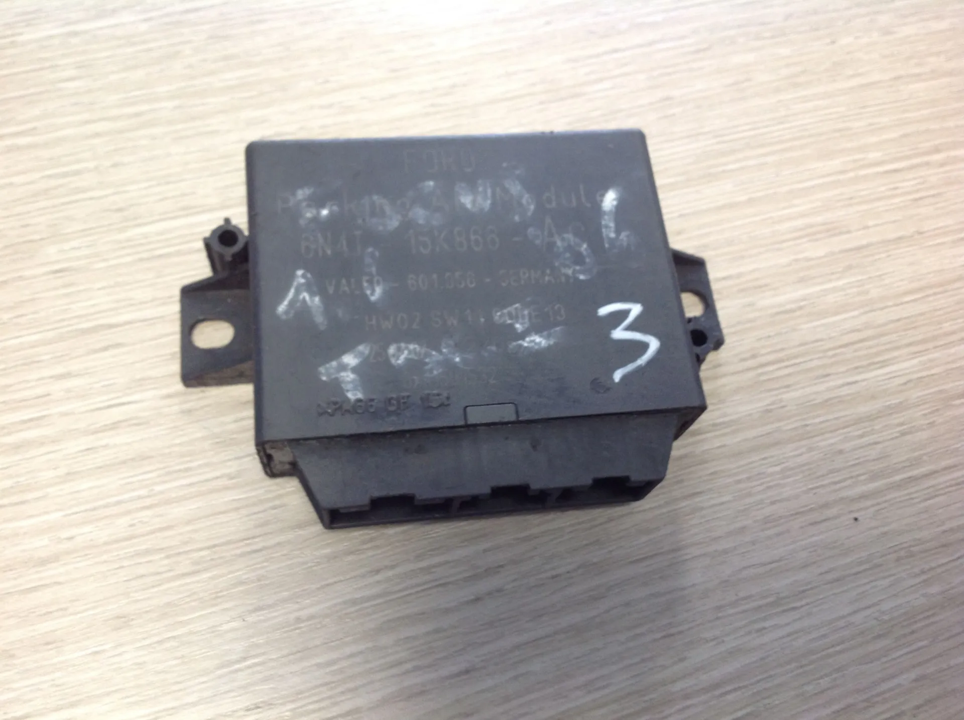 6N4T-15K866-AC 6N4T15K866AC 601.956 CENTRALINA SENSORI DI PARCHEGGIO FORD Focus Berlina 3Â° Serie Benzina