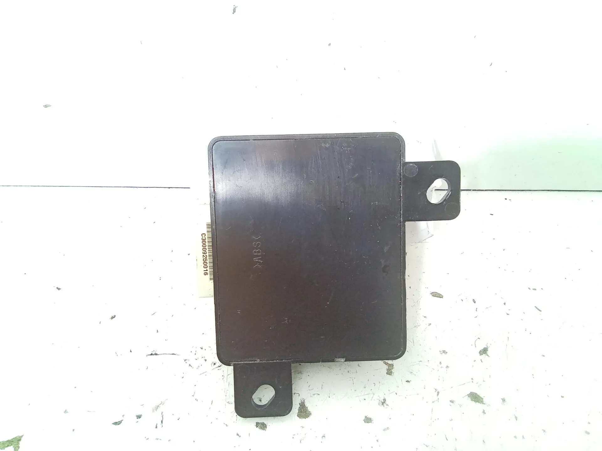 CENTRALINA SENSORI DI PARCHEGGIO con codice 86620 34000 da SSANGYONG Korando 2Â° Serie 2000 Diesel 129 kW / 175 CV (2011)
