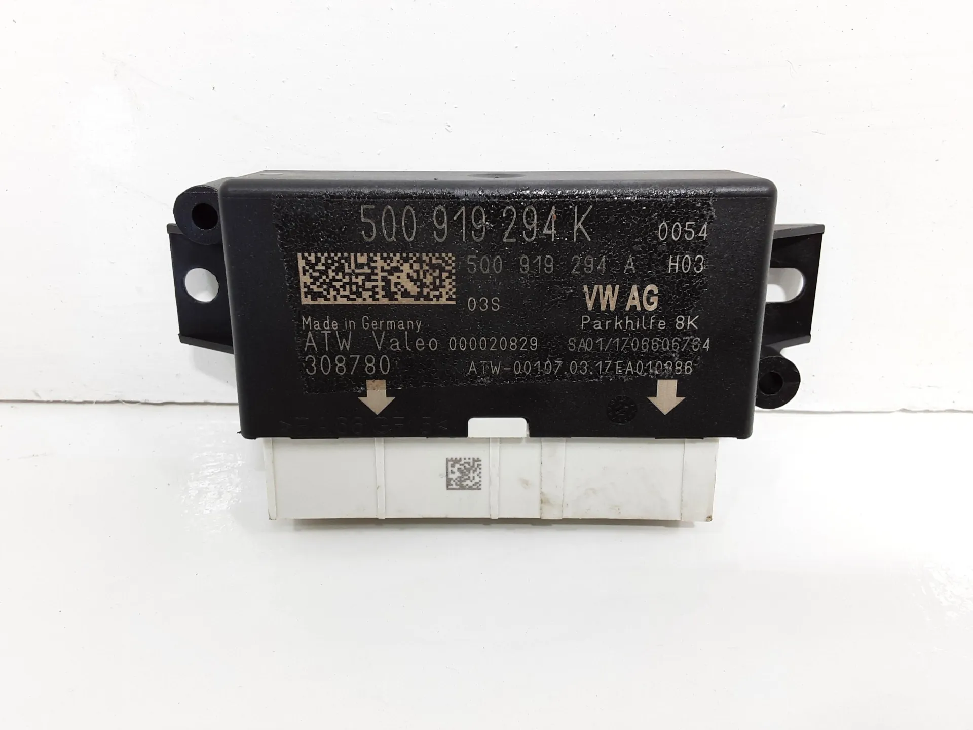 CENTRALINA SENSORI DI PARCHEGGIO con codice 5Q0919294A da VOLKSWAGEN Polo 5° Serie 1200 Benzina 51 kW / 70 CV con codice motore CGP/CGPA (2011)