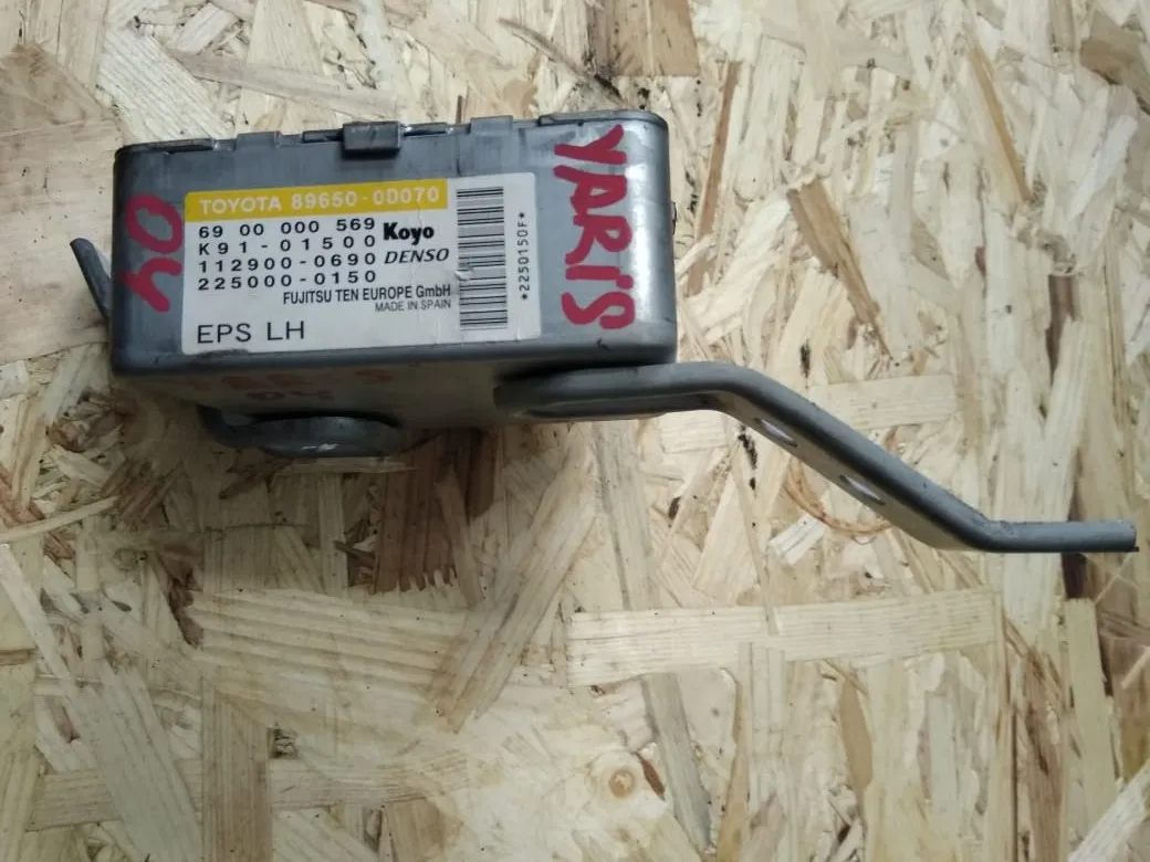 Centralina servosterzo Toyota Yaris del 2004 1.4 Diesel CODICE RICAMBIO : k01-01500