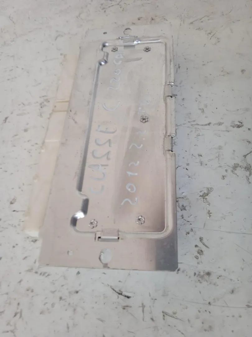 CENTRALINA SOSPENSIONE/I con codice A2044402701 da MERCEDES Classe C Berlina W204 2Â° Serie 2200 Diesel con codice motore 646811/646811 (2012)