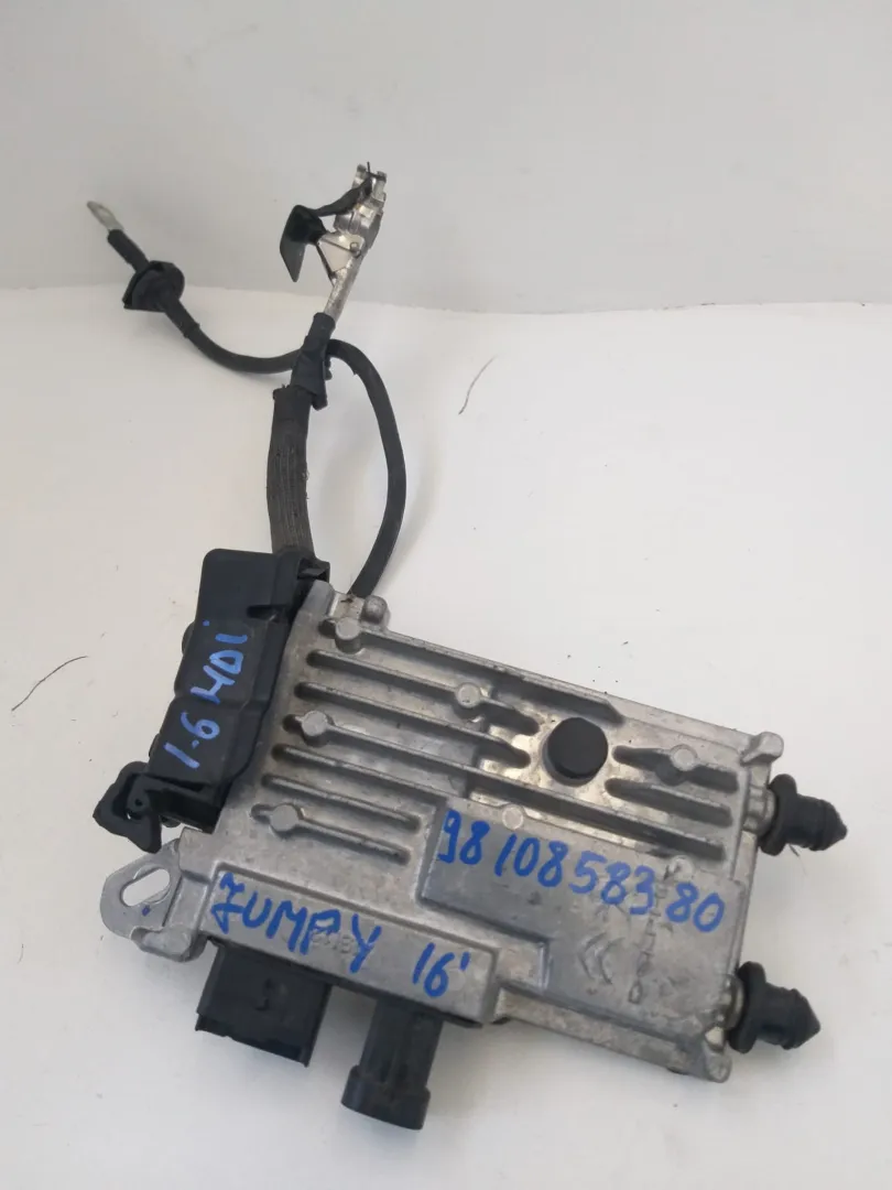 Centralina Start e Stop Citroen Jumpy del 2016 1.6 HDI CODICE RICAMBIO : 9810858380
