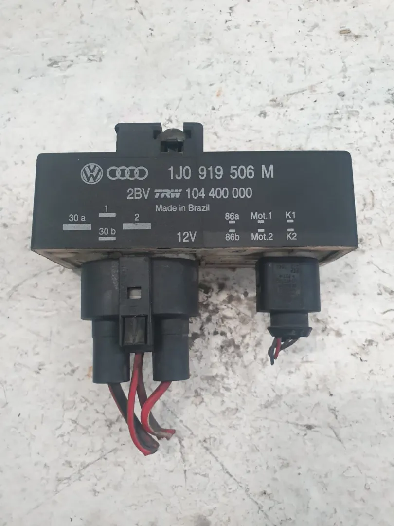 CENTRALINA VENTOLA RADIATORE con codice 1J0919506 M / 104400000 da SEAT Ibiza Serie (05>08) 1200 Benzina (2005)