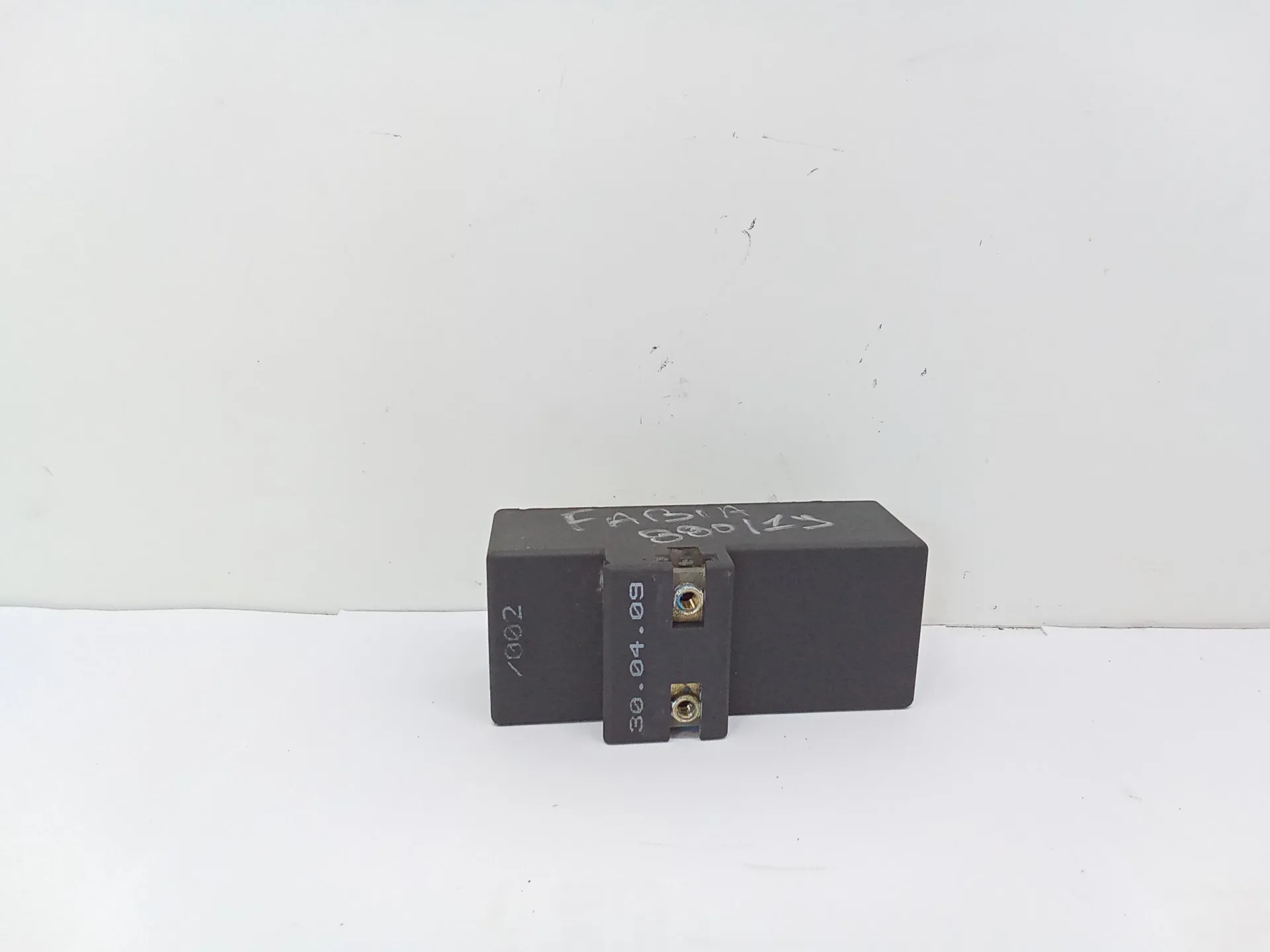 CENTRALINA VENTOLA RADIATORE con codice 898967000 da SKODA Fabia Berlina 2Â° Serie 1200 Diesel 51 (2009)