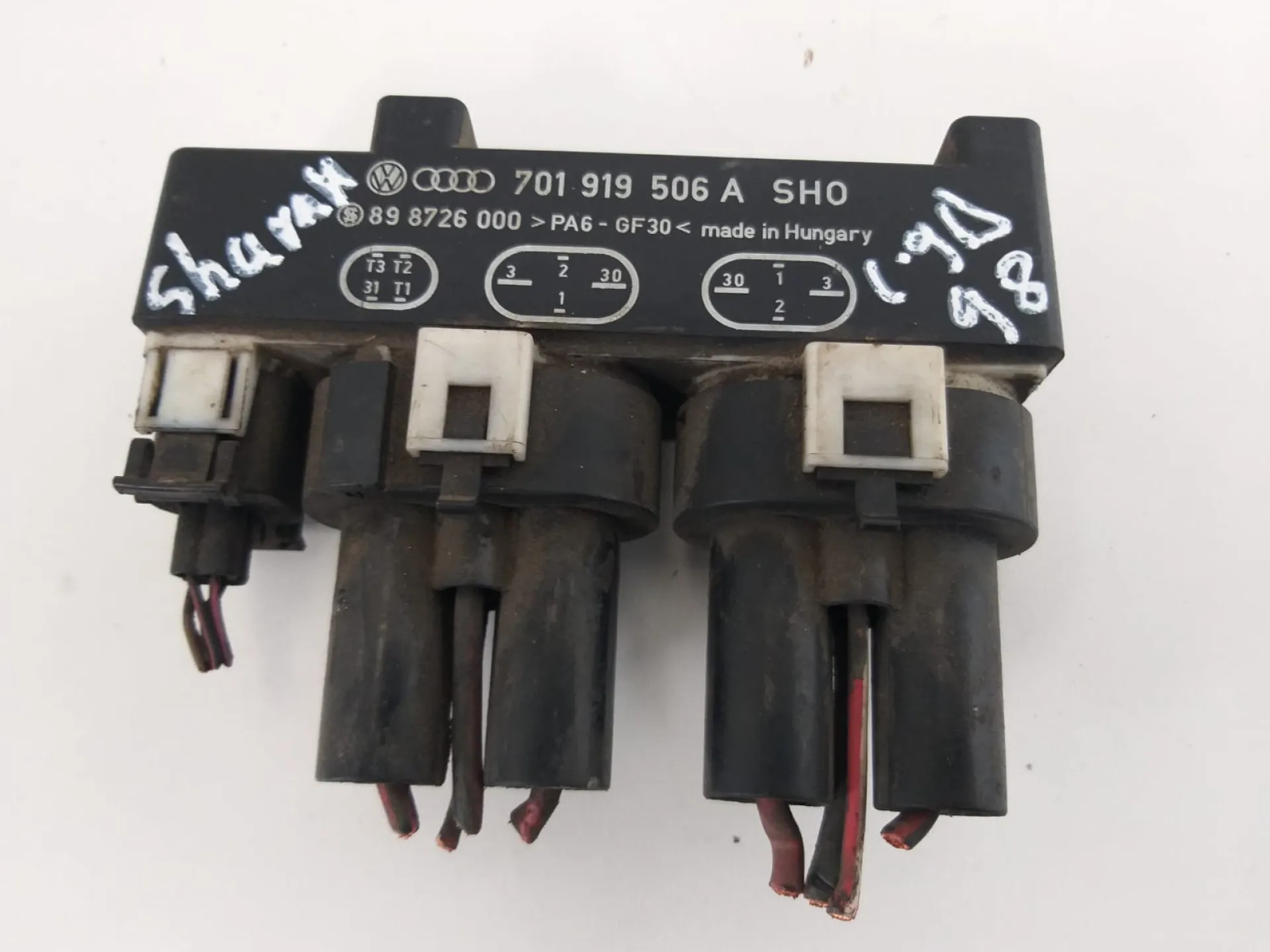 Centralina ventola radiatore Volkswagen Sharan del 1998 1.9 Diesel CODICE RICAMBIO : 701919506A