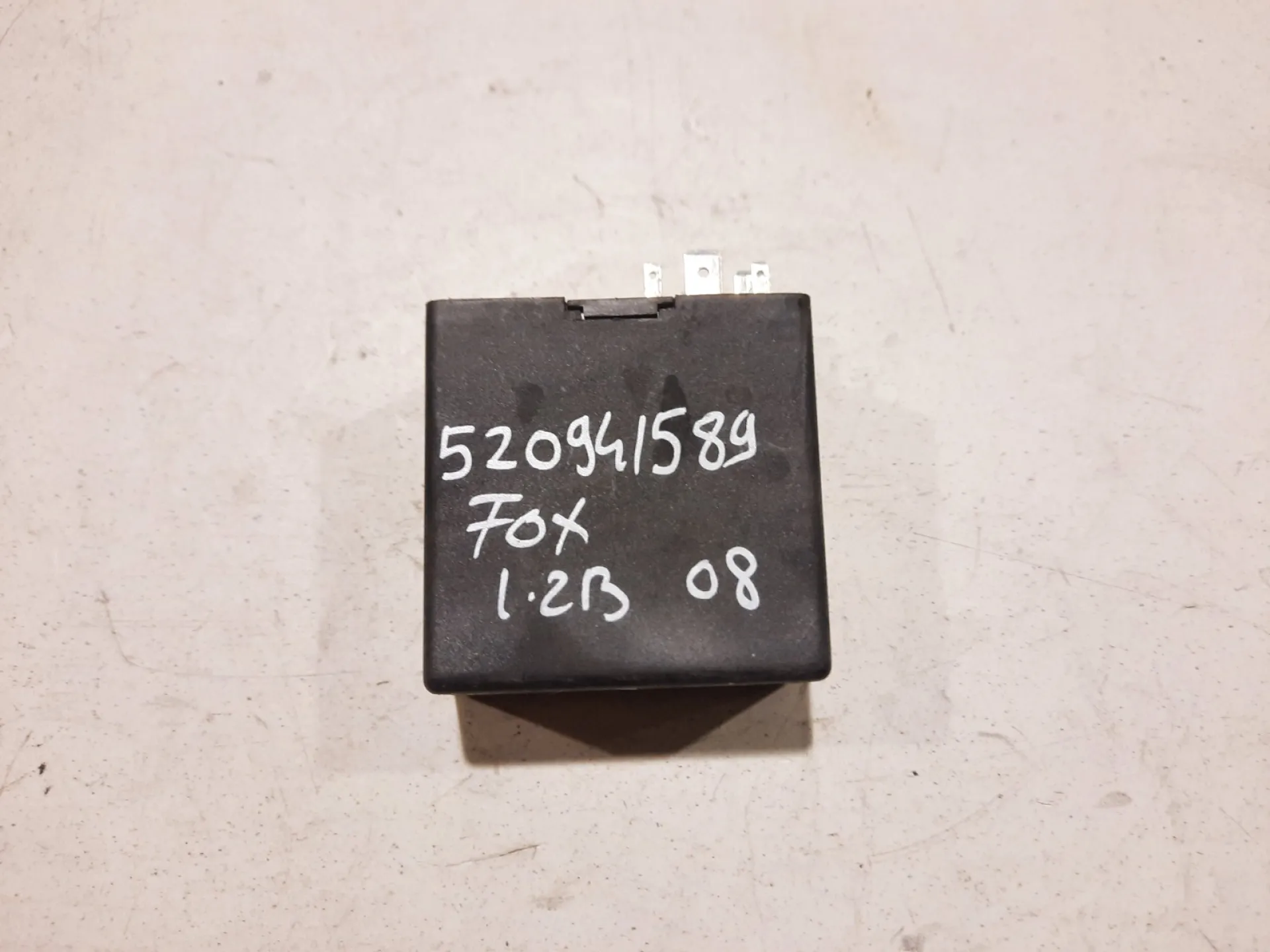 Centralina ventole motore per VVW Fox 1.2 B del 2008 CODICE RICAMBIO : 520941589