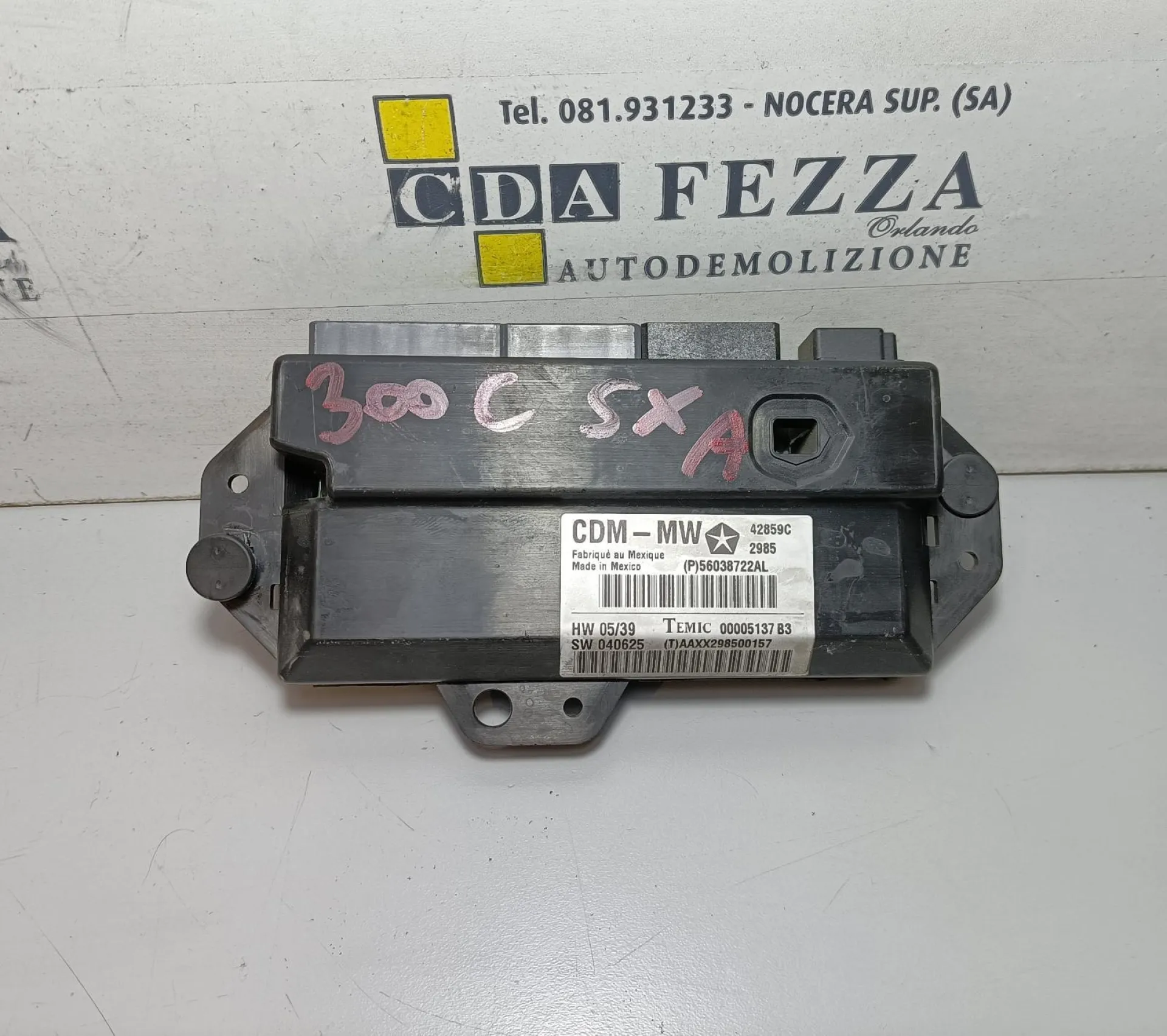 CENTRALINA VETRI con codice 56038722AL da CHRYSLER 300 C Berlina 3000 Diesel 160 kW / 218 CV con codice motore EXL/EXL (2006)