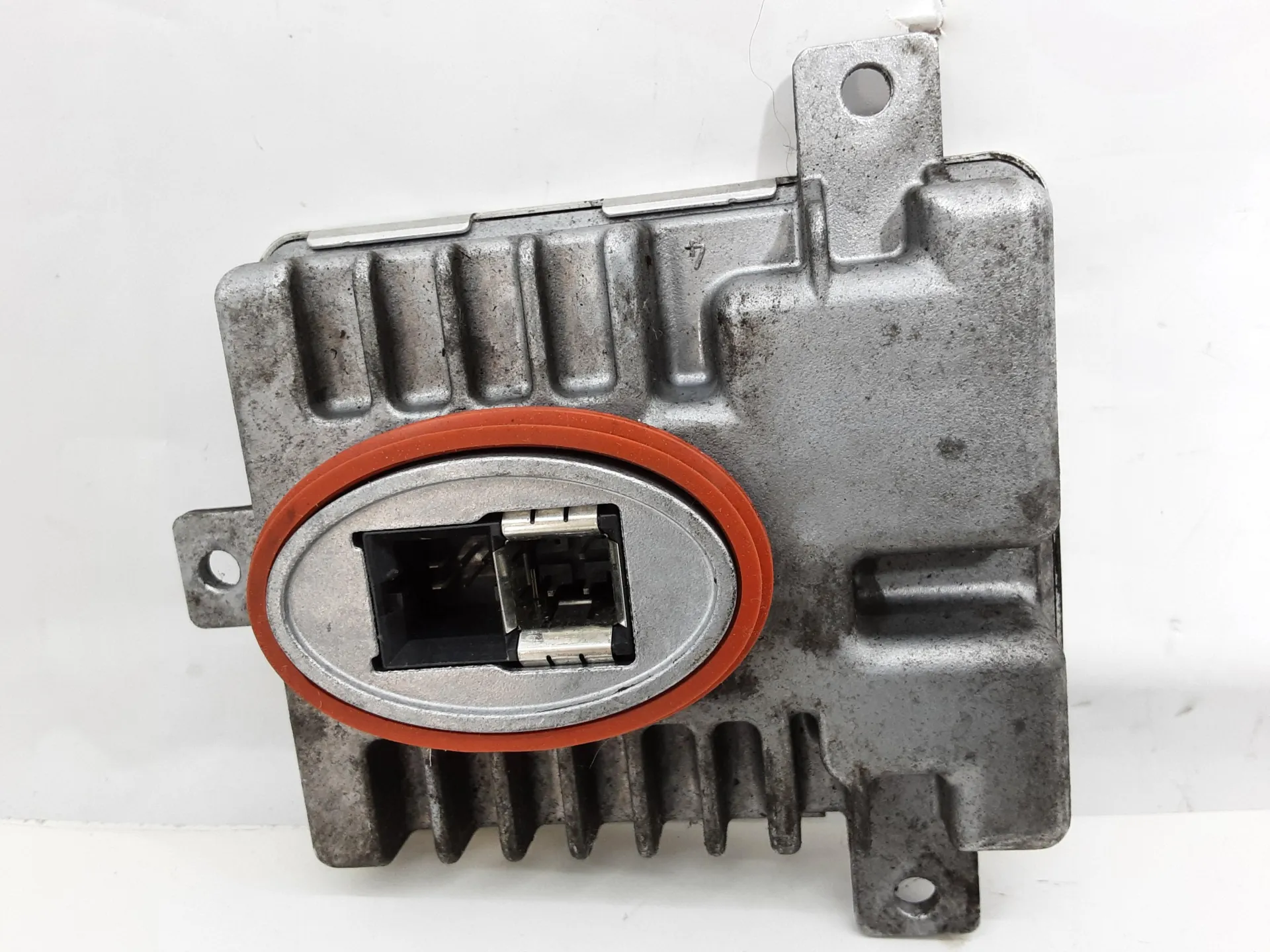 CENTRALINA XENON con codice W003T20071 da BMW Serie 3 E90 Berlina 2000 Diesel 130 kW / 177 CV con codice motore N46D20C/N47 D20 A, N47 D20 C (2009)