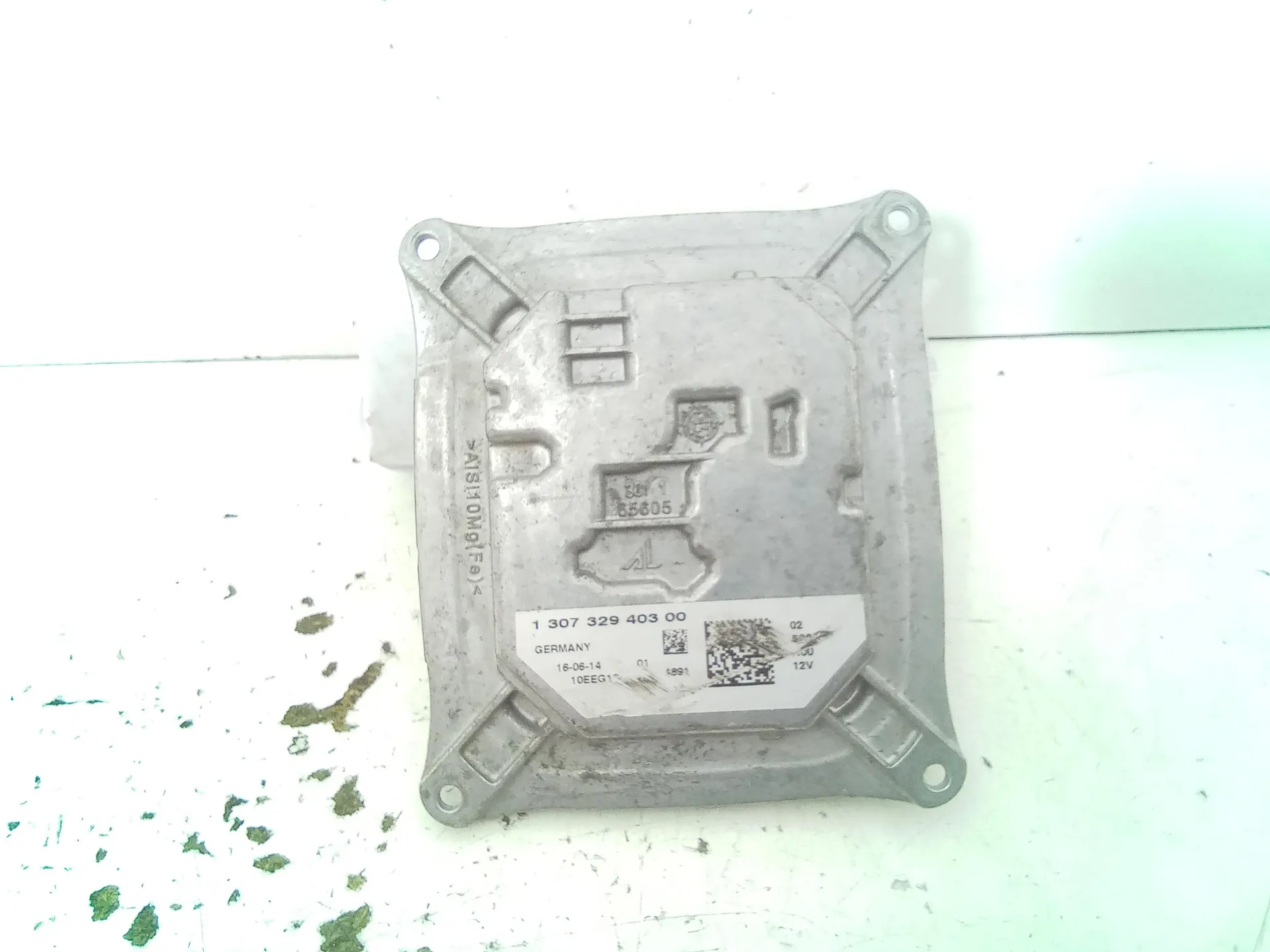 CENTRALINA XENON con codice 130732940300 da PEUGEOT 308 2Â° Serie 2000 Diesel 110 kW / 150 CV (2014)