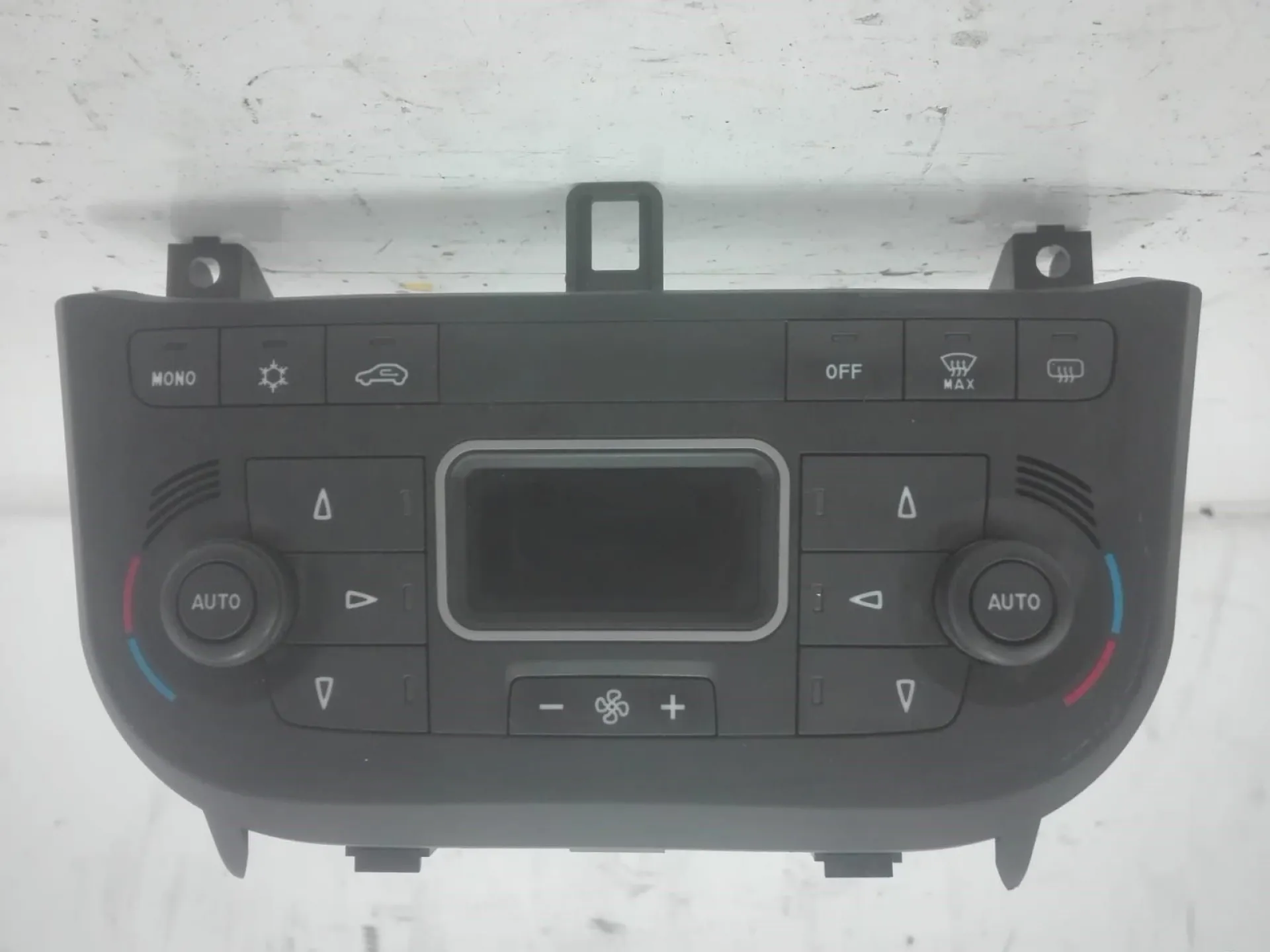 A83021900 / HWS0005 / 156088743 / 10102151 / SWEA20 COMANDI CLIMA ALFA ROMEO Mito Serie (955_) (08>) 1600 Diesel (2012)