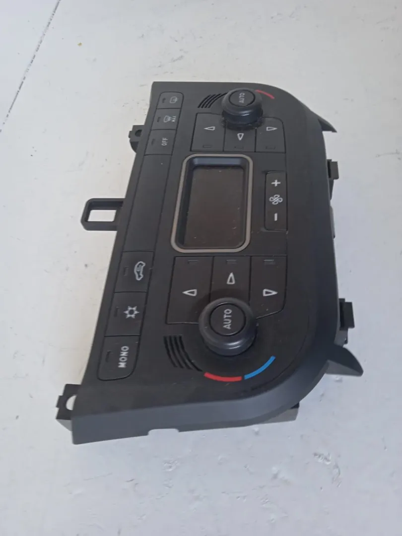 COMANDI CLIMA con codice 156083390 da ALFA ROMEO Mito Serie (955_) (08>) 1600 Diesel (2012)
