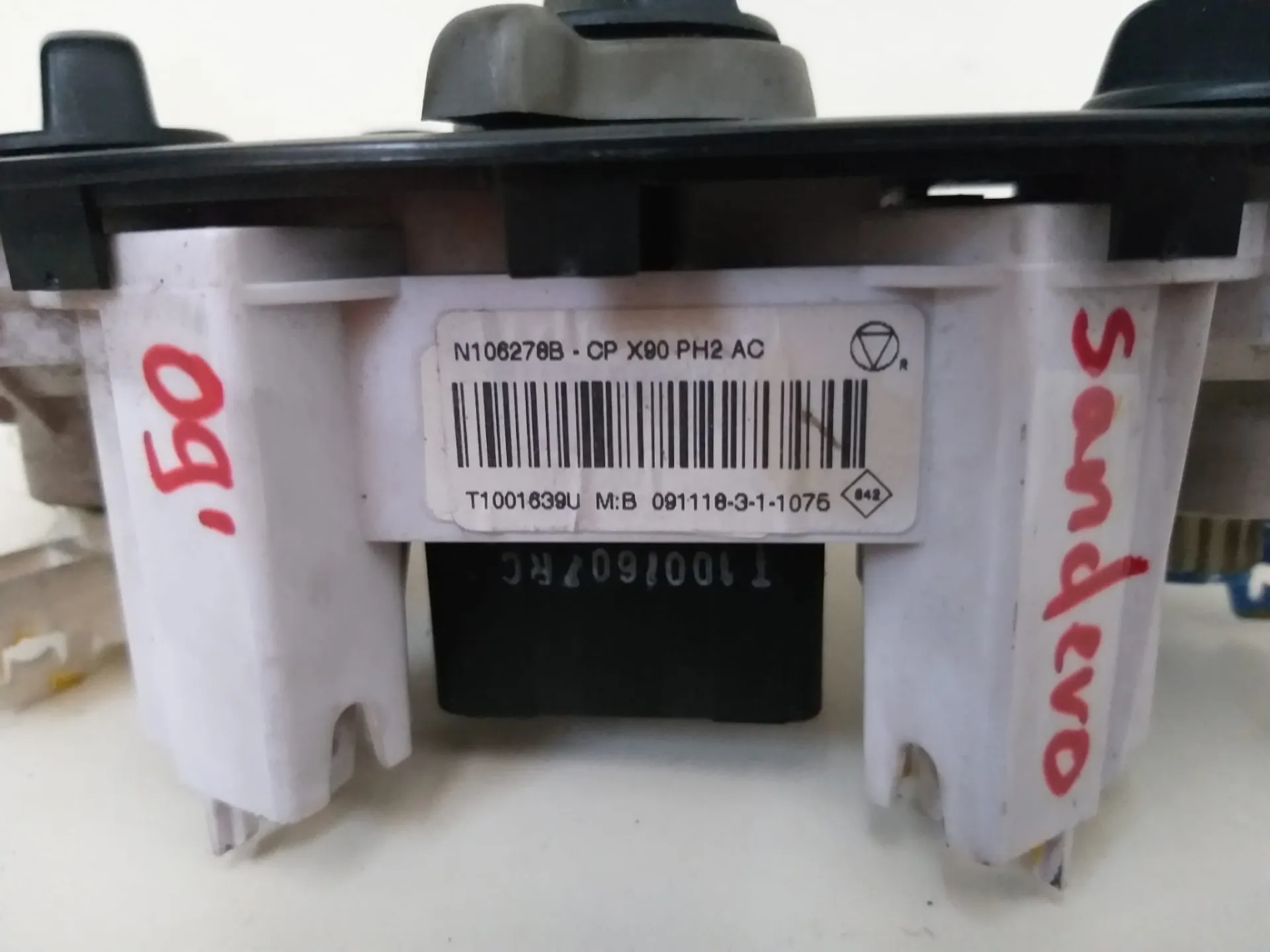 Comandi clima Dacia Sandero 1.4 B/GPL del 2009 CODICE RICAMBIO : T01639U