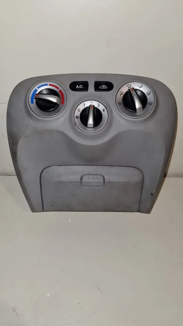 Comandi clima Hyundai Accent del 2007 1.5 Diesel