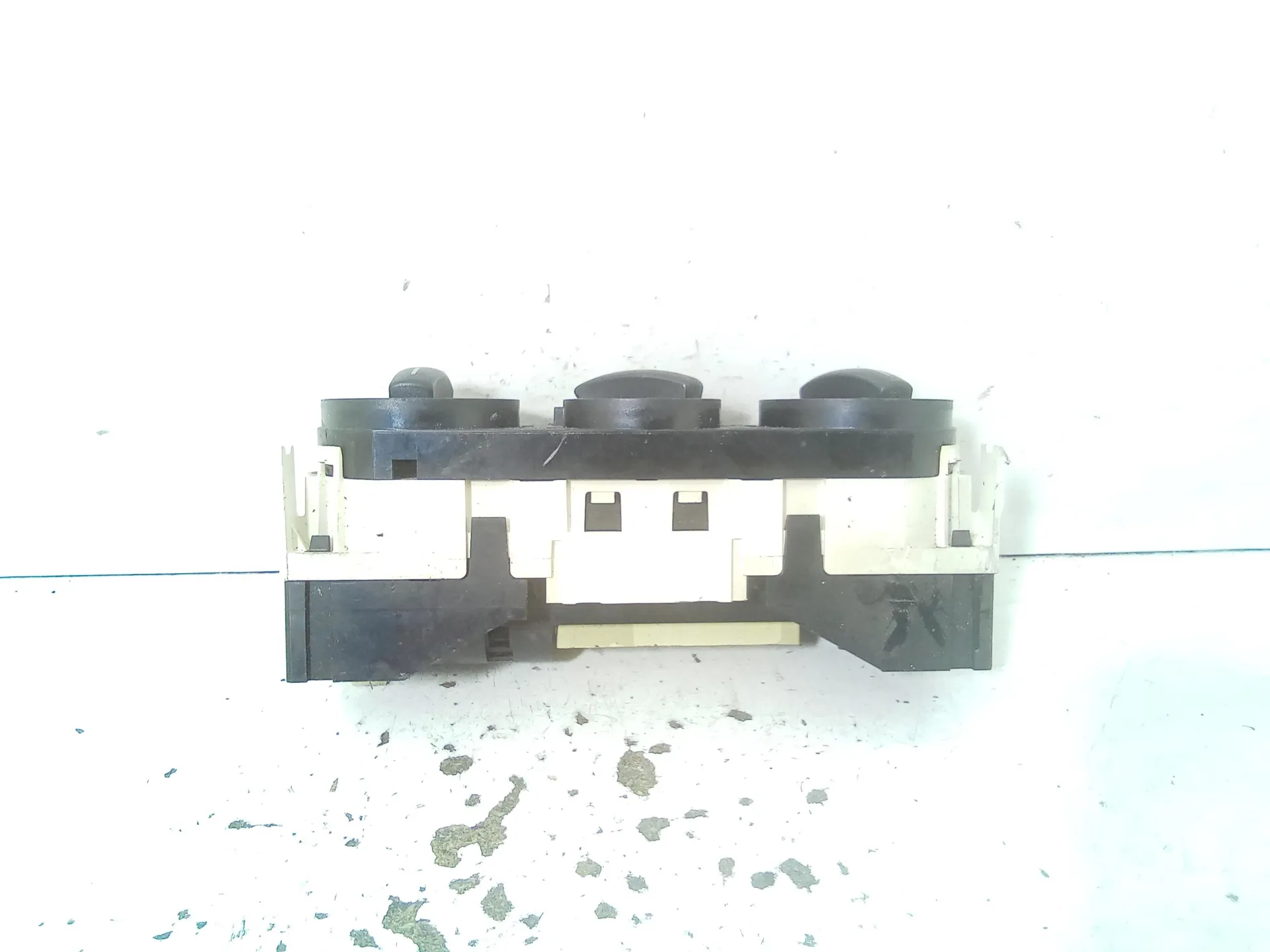 COMANDI CLIMA con codice 6q0819445 da VOLKSWAGEN Polo 4Â° Serie 1400 Diesel 55 (2003)
