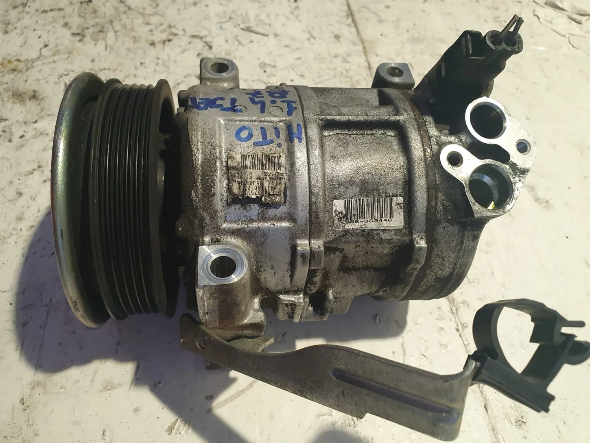 COMPRESSORE A/C con codice 447190 9700 / 05J03095 / 50337550 da ALFA ROMEO Mito Serie (955_) (08>) 1400 Benzina (2012)