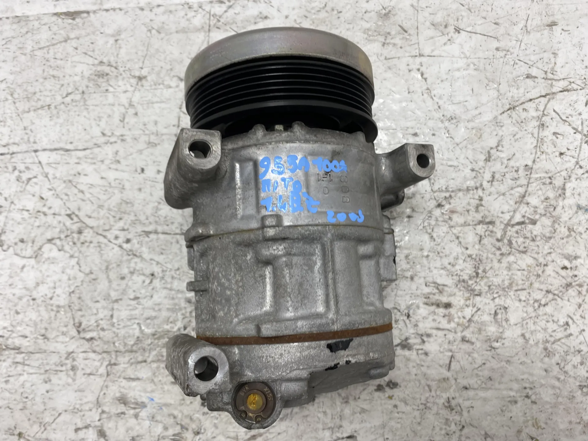 COMPRESSORE A/C con codice 55194880 da ALFA ROMEO Mito Serie (955_) (08>) 1400 Benzina con codice motore 955A1000/955A1000 (2009)