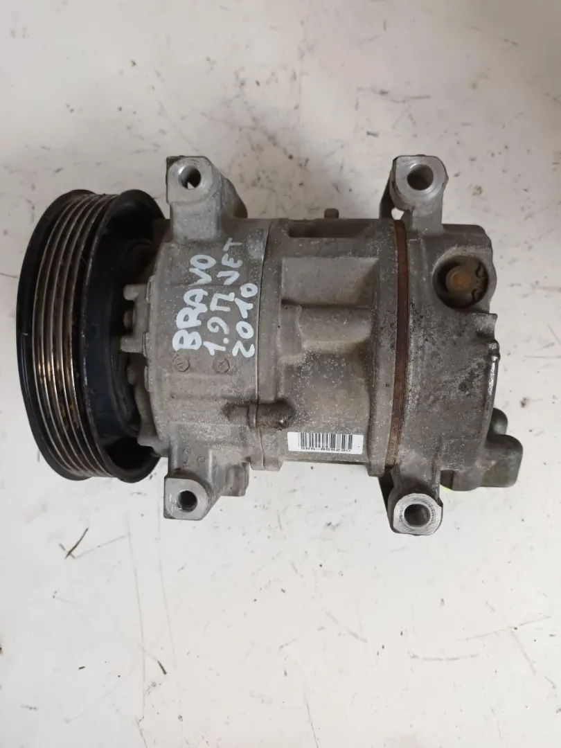 COMPRESSORE A/C con codice 447220-8645 da FIAT Bravo 2Â° Serie 1900 Diesel con codice motore 192A8000/192A8000 (2010)