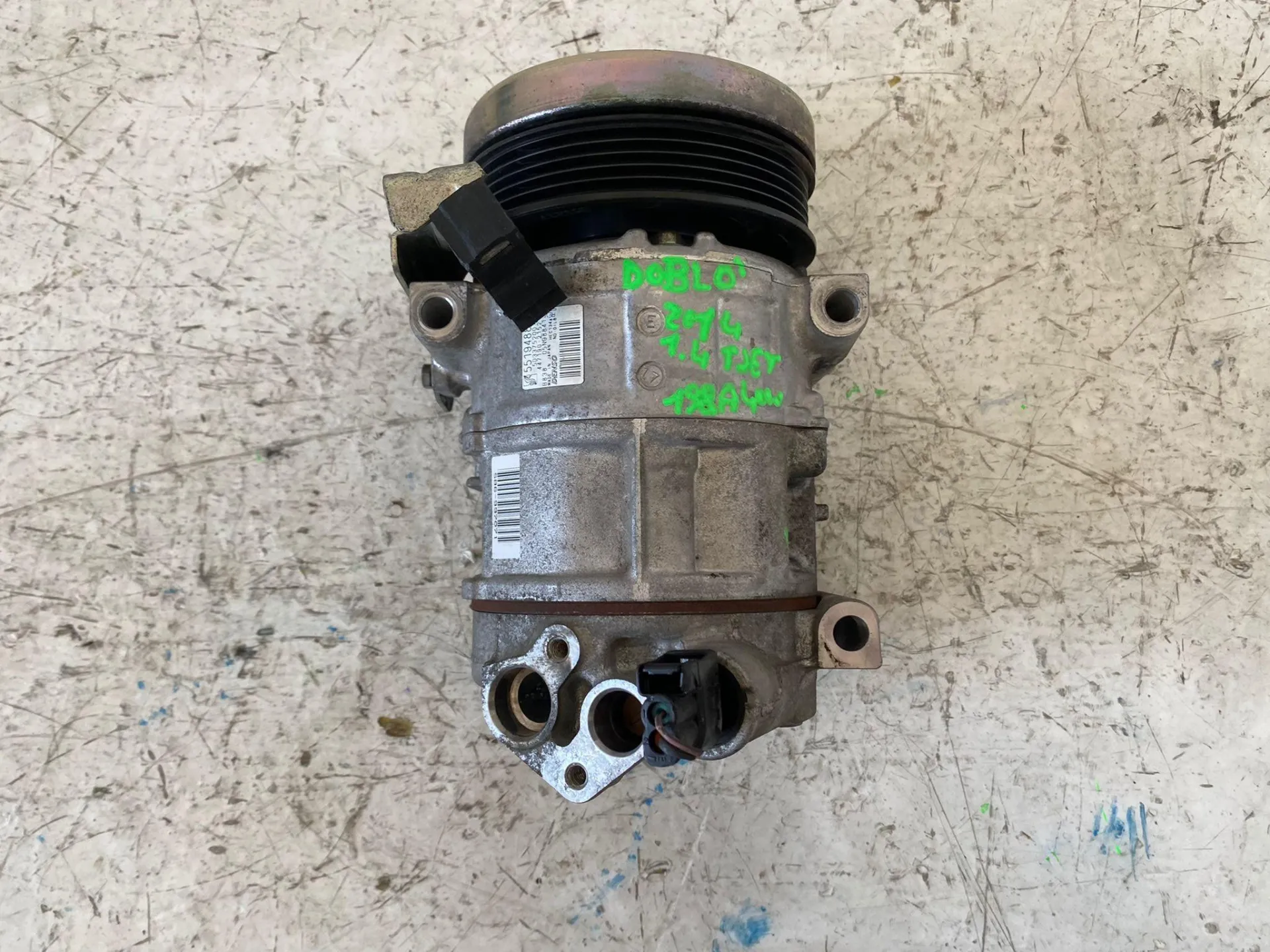 COMPRESSORE A/C con codice 55194880 da FIAT DoblÃ² Serie (09>) 1400 Benzina con codice motore 198A4000/198A4000 (2014)